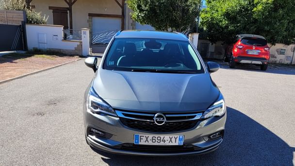 Opel Astra Break Tres bien équipée avec Audio Bluetooth