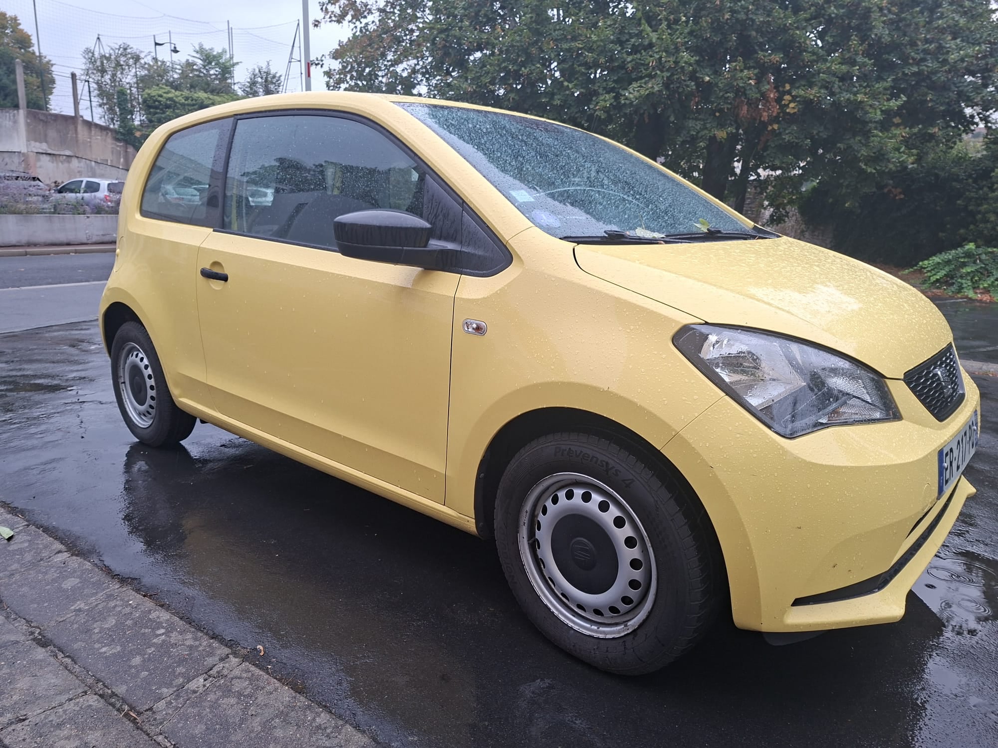 Seat Mii avec Autoradio