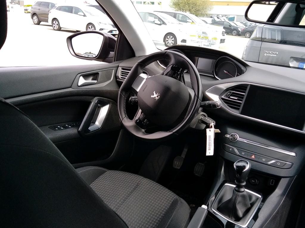 Peugeot 308 SW avec Régulateur de vitesse