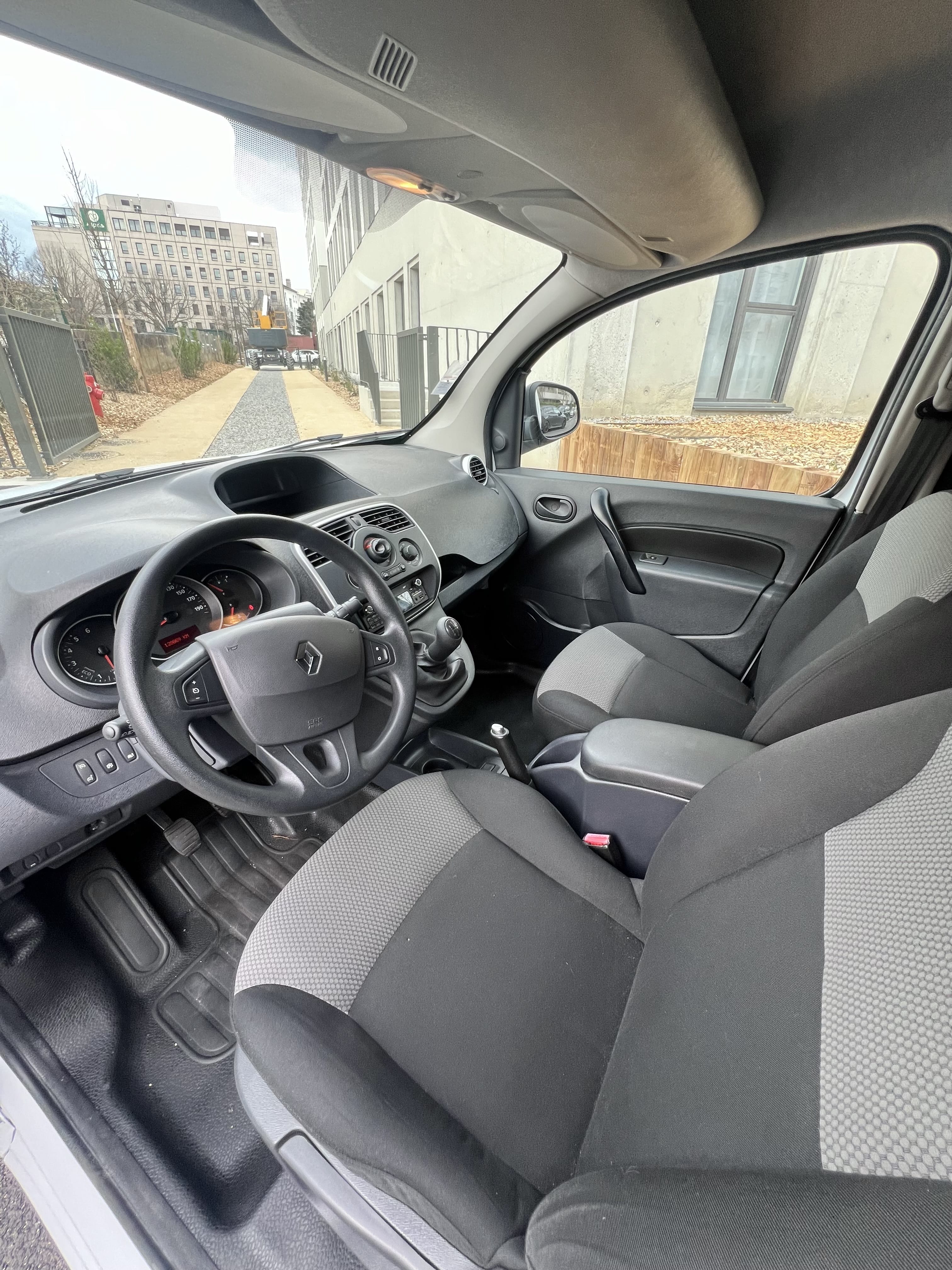 Renault Kangoo Express avec Entrée audio / iPod