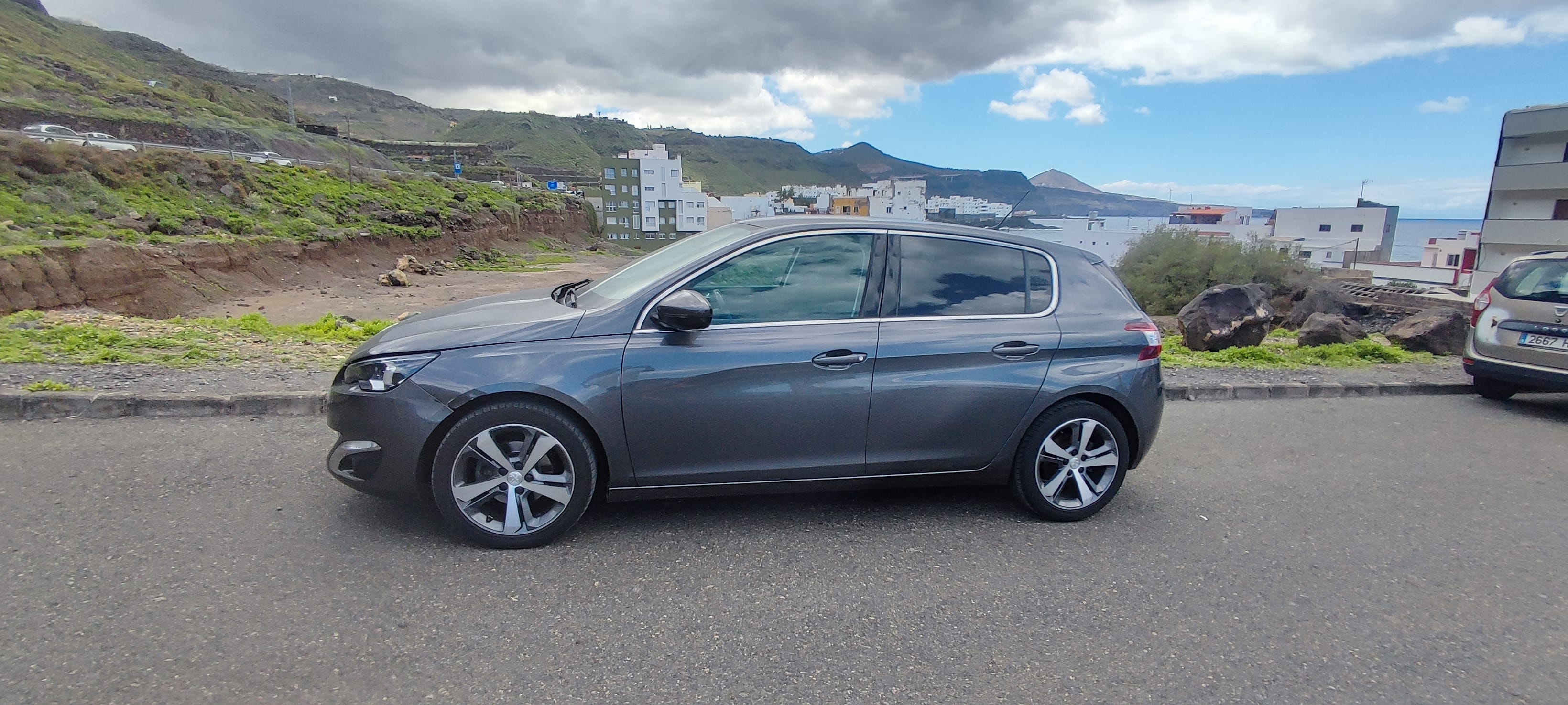 Peugeot 308 con Aire acondicionado