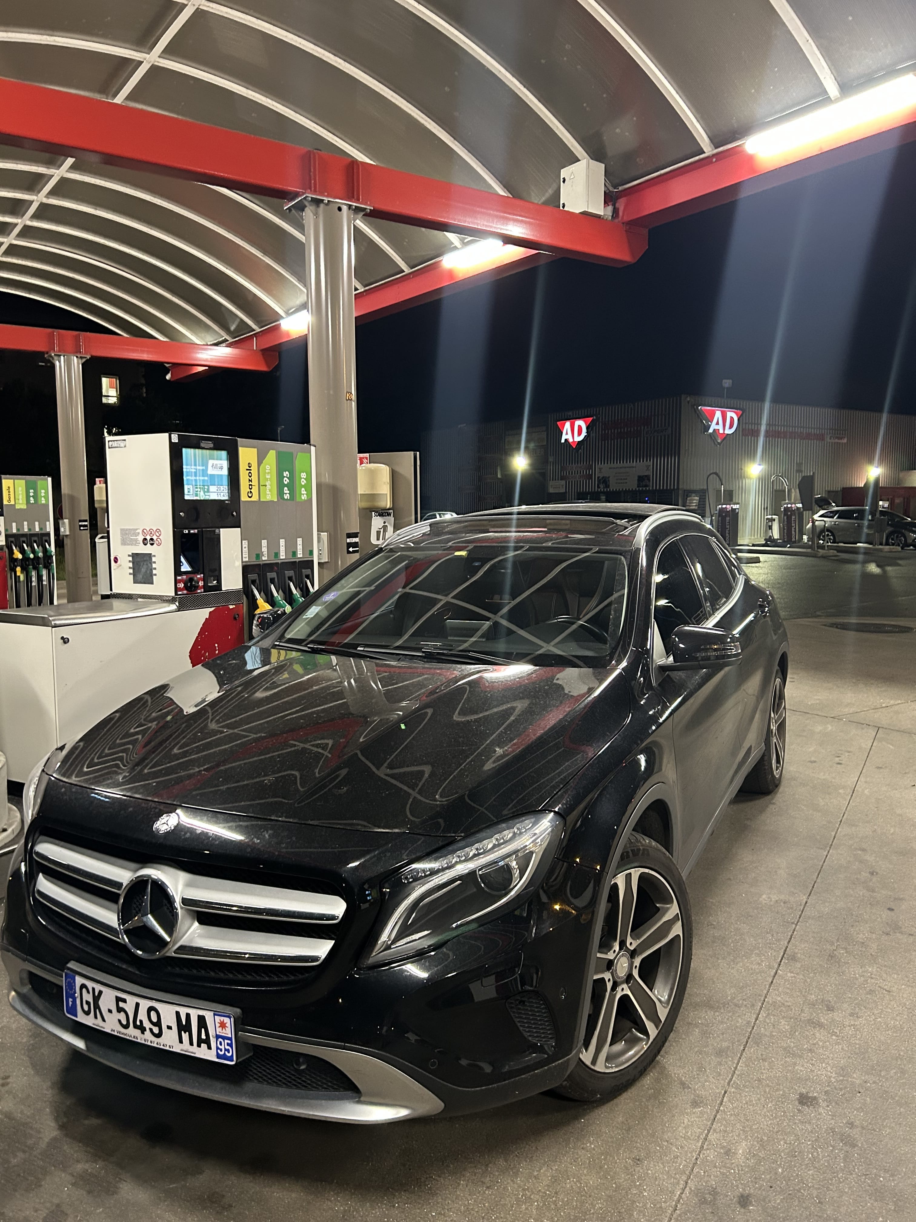 Mercedes-Benz GLA 200