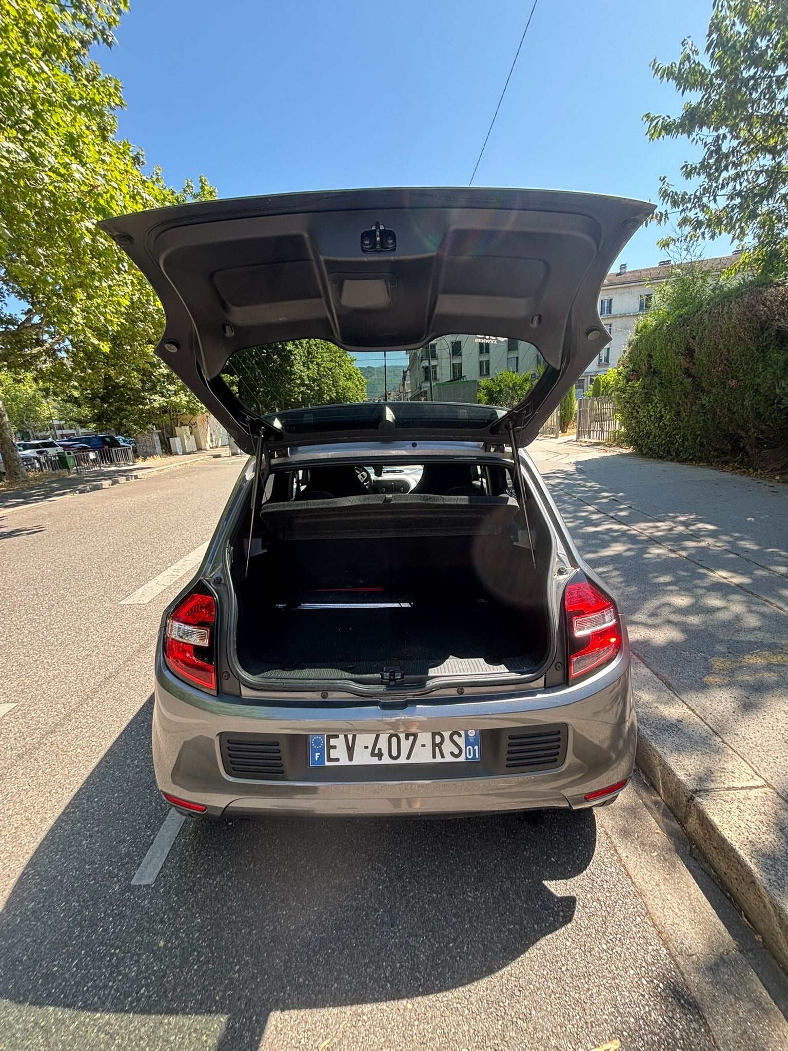 Renault Twingo III avec Pneus neige