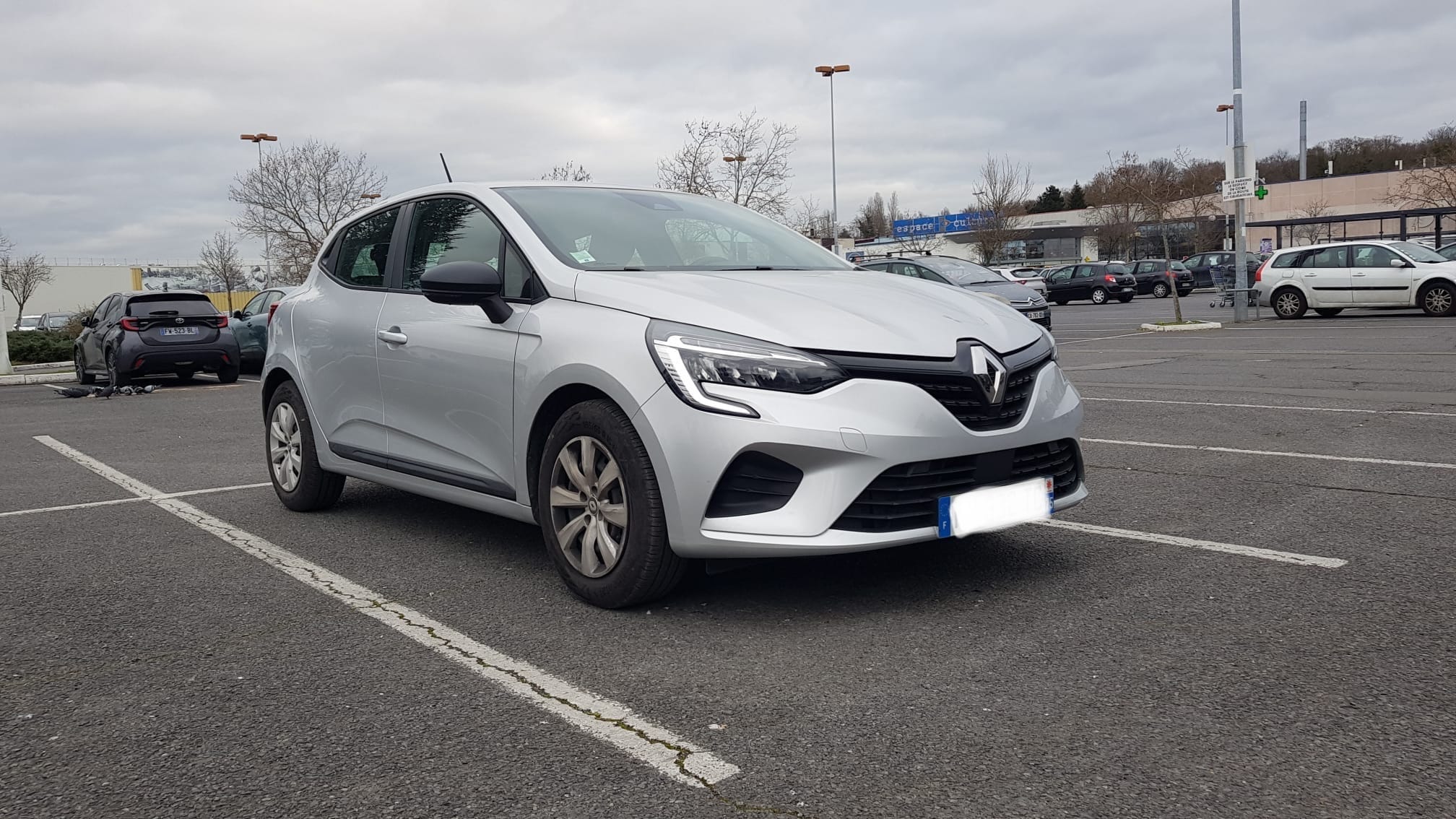 Renault Clio, 2020, Essence 98