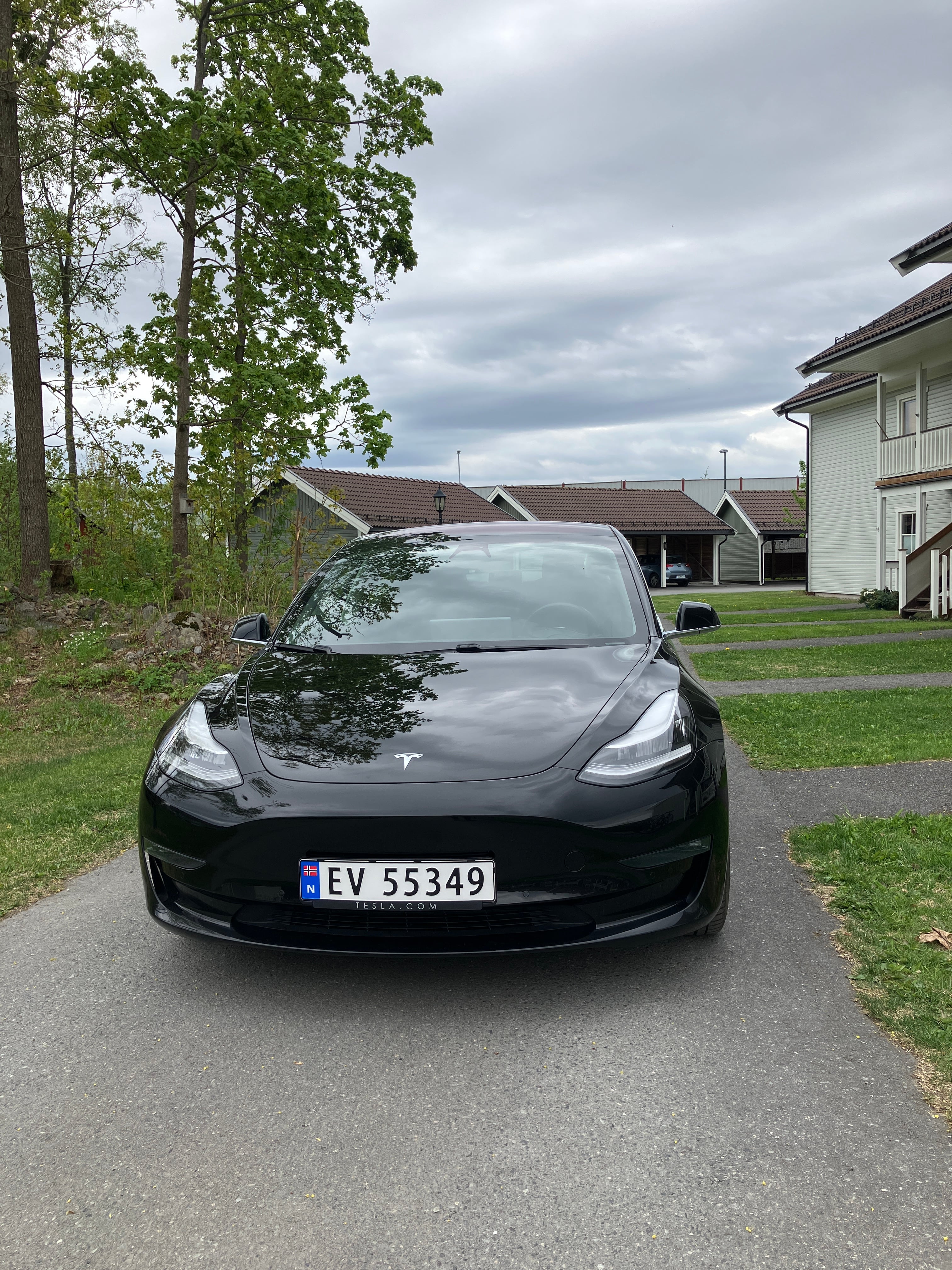 Tesla Model 3 med Firehjulstrekk