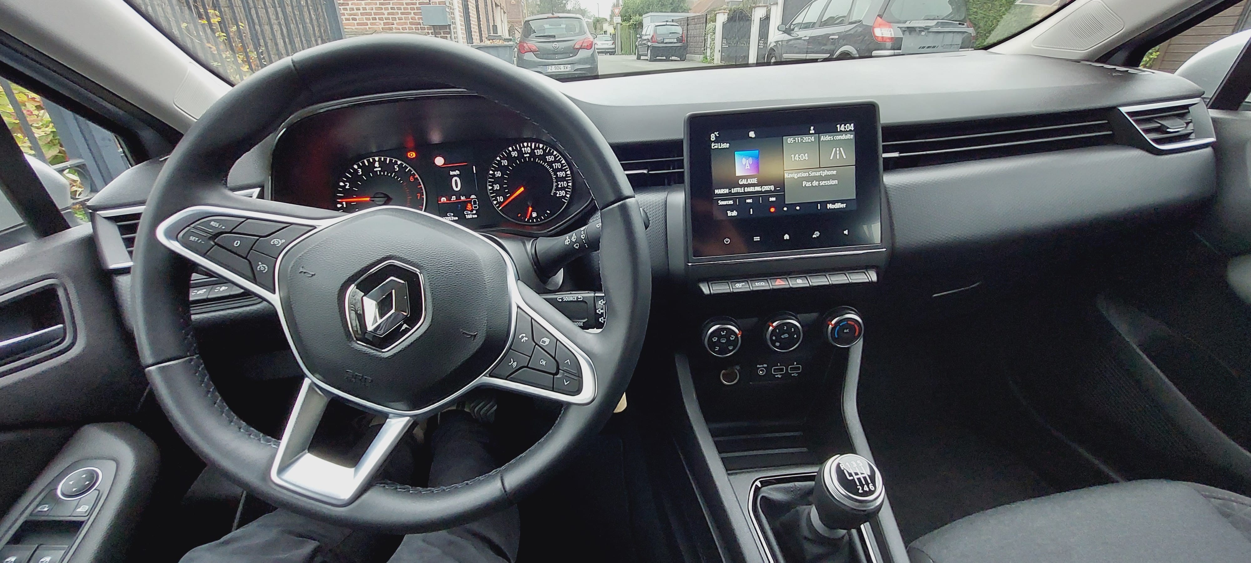 Renault Clio V TCE90 avec Entrée audio / iPod