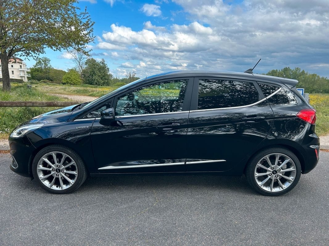 Ford Fiesta avec Climatisation