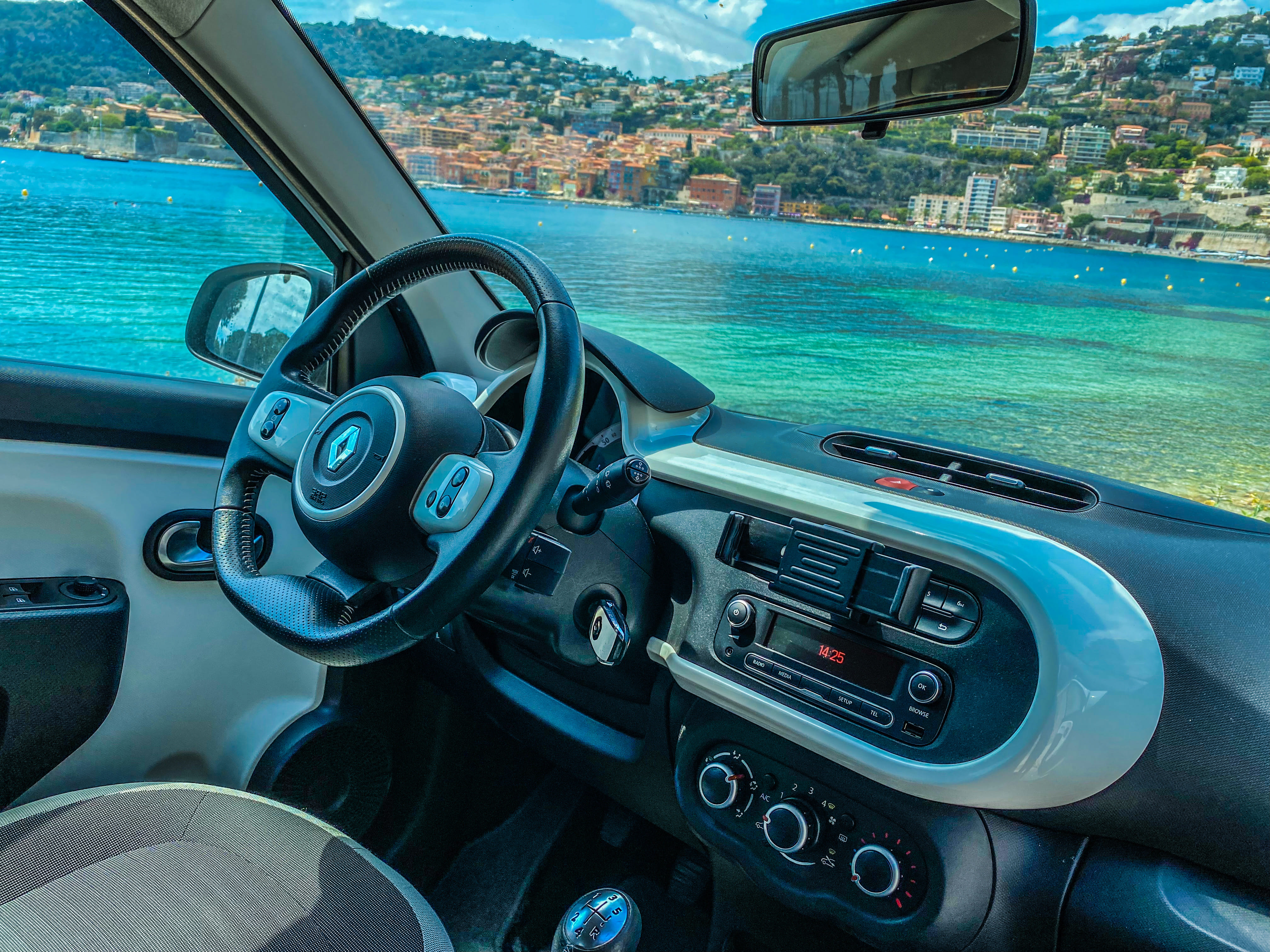 Renault Twingo 100 avec Siège bébé