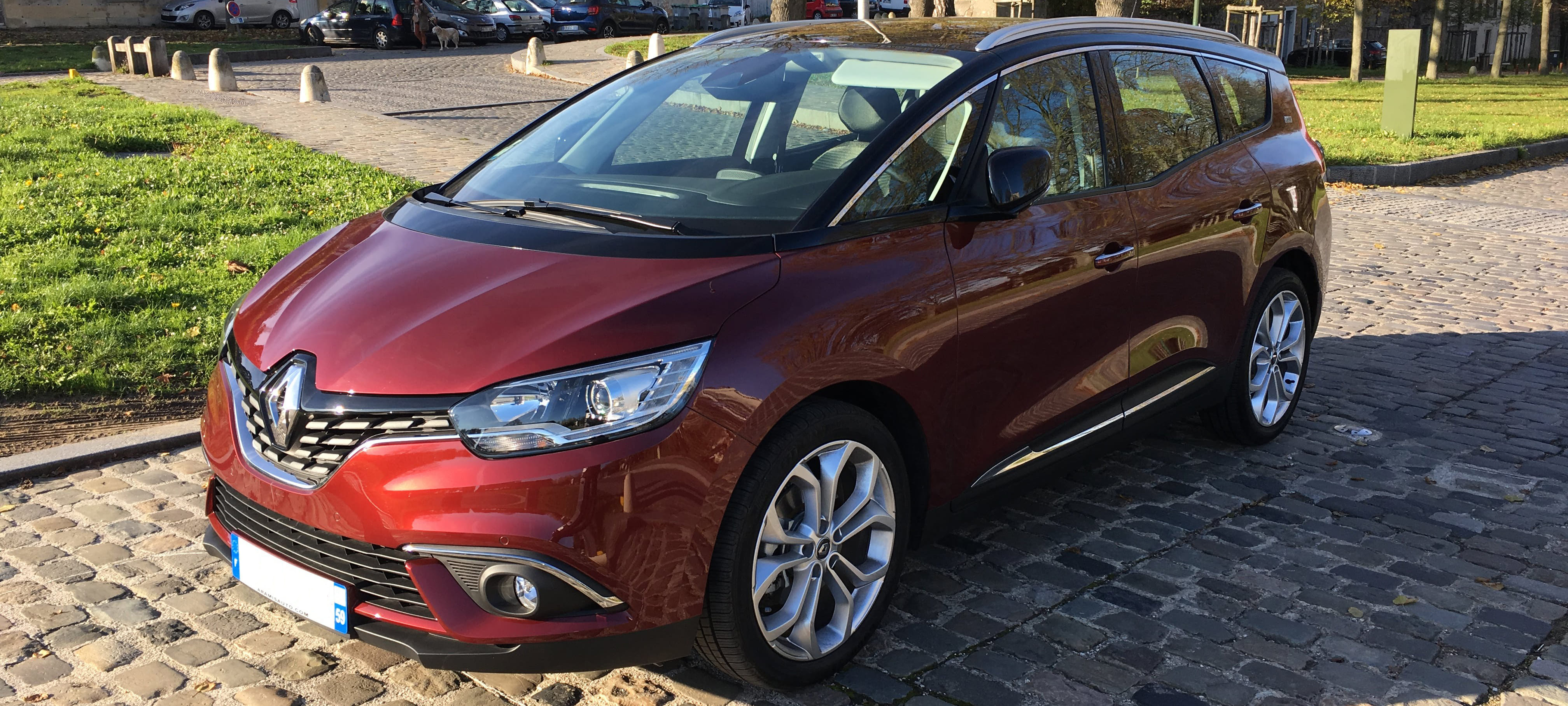 Renault Grand Scenic 4  -  1.7 dCi Limited  7 places, 2019, Diesel, 7 places