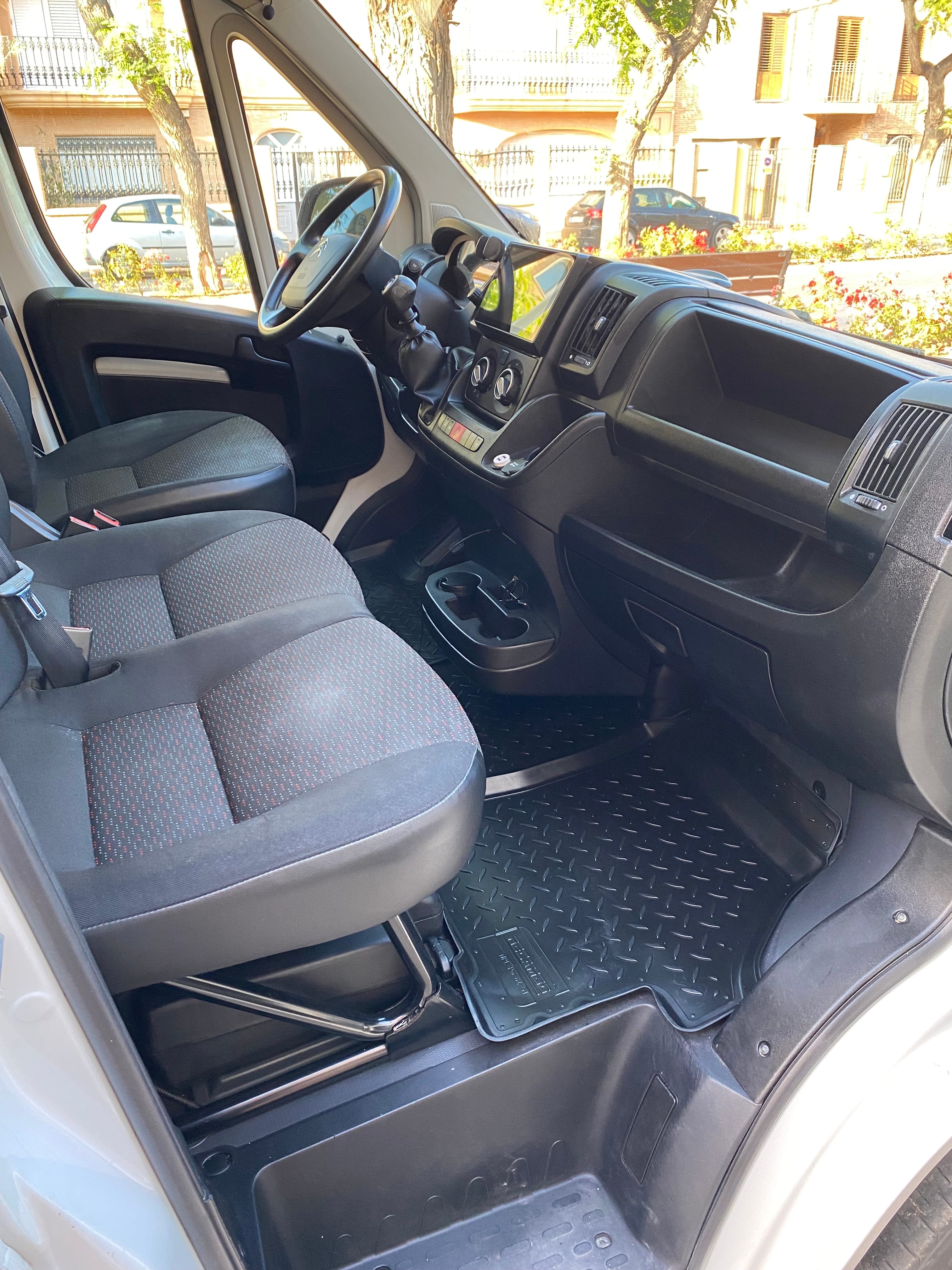 Citroen Jumper 2.2 blue hdi con Audio Bluetooth