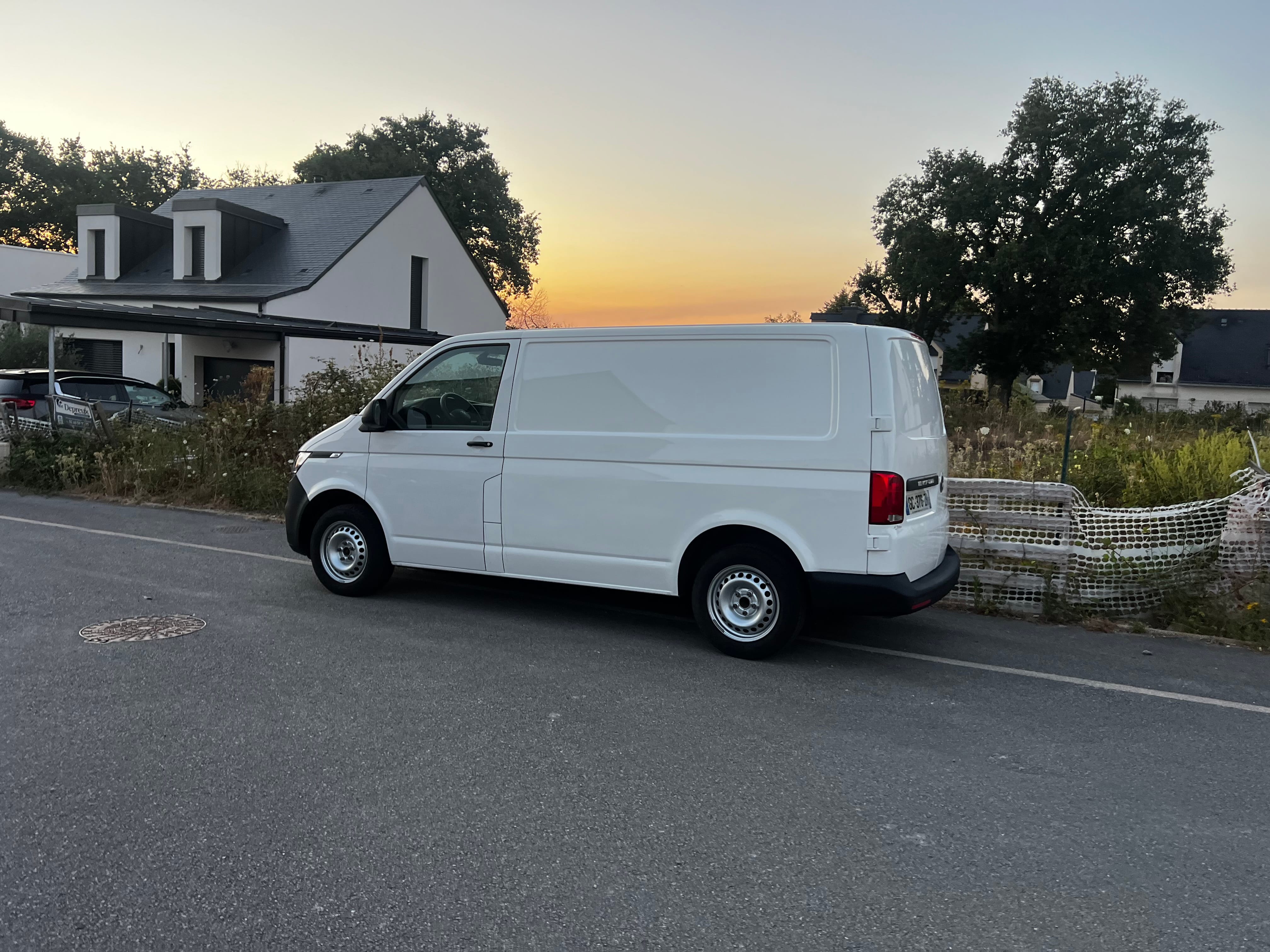 Volkswagen Transporter 6.1 Business Line, 2021, Diesel