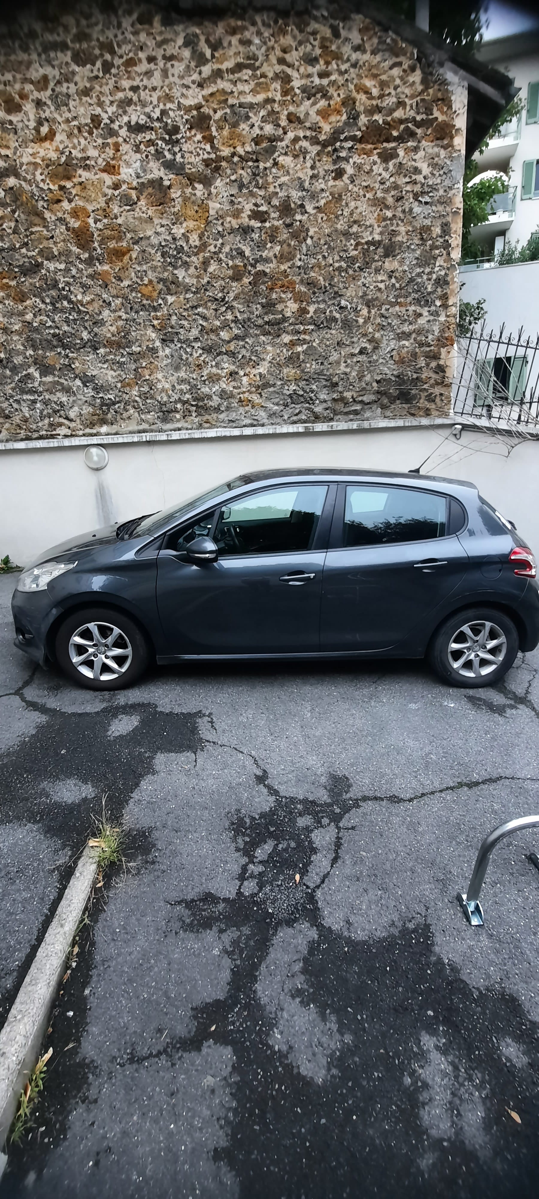 Peugeot 208 avec Climatisation