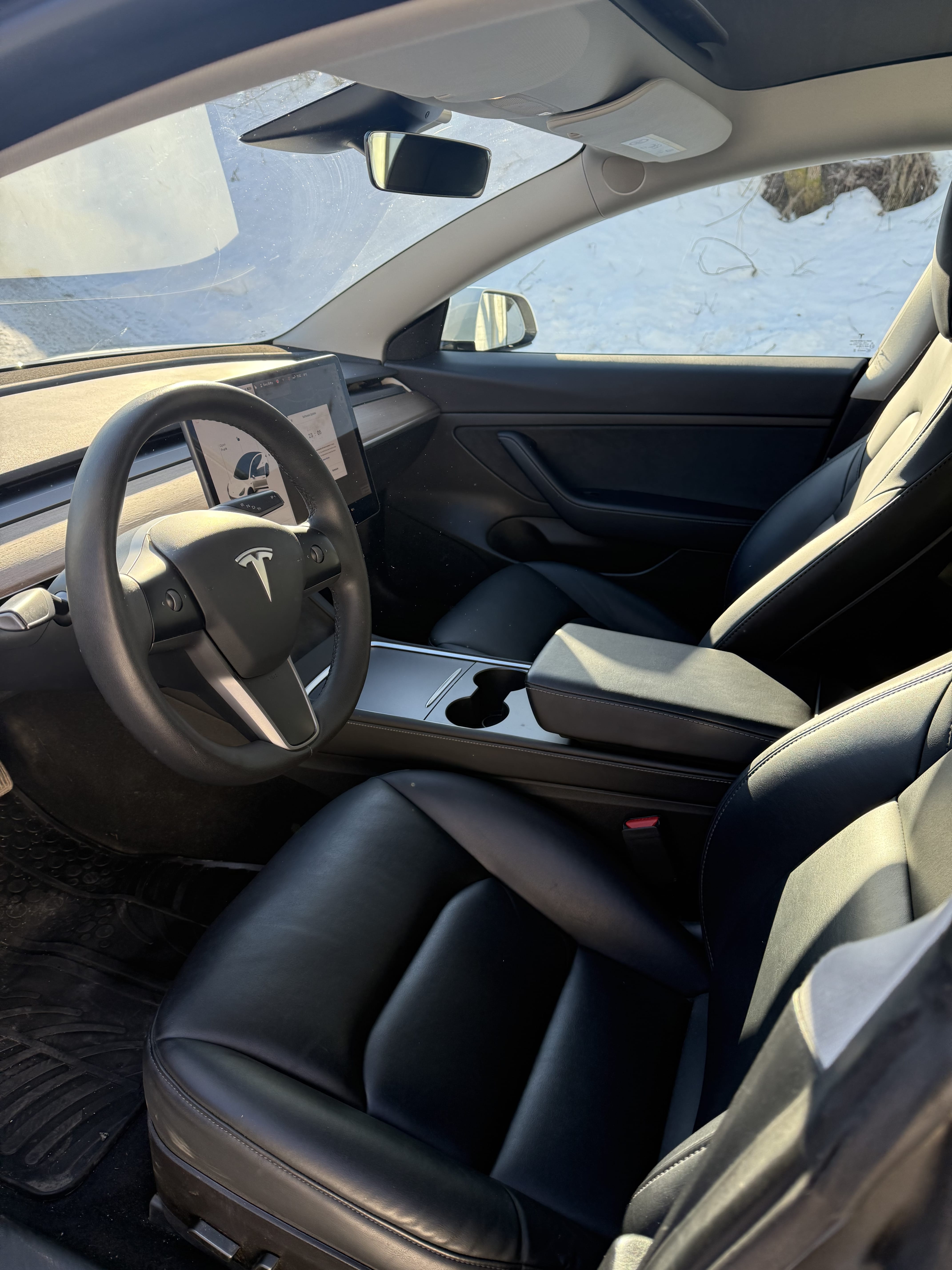 Tesla Model 3 Standard Range Plus 448km range med Babysete