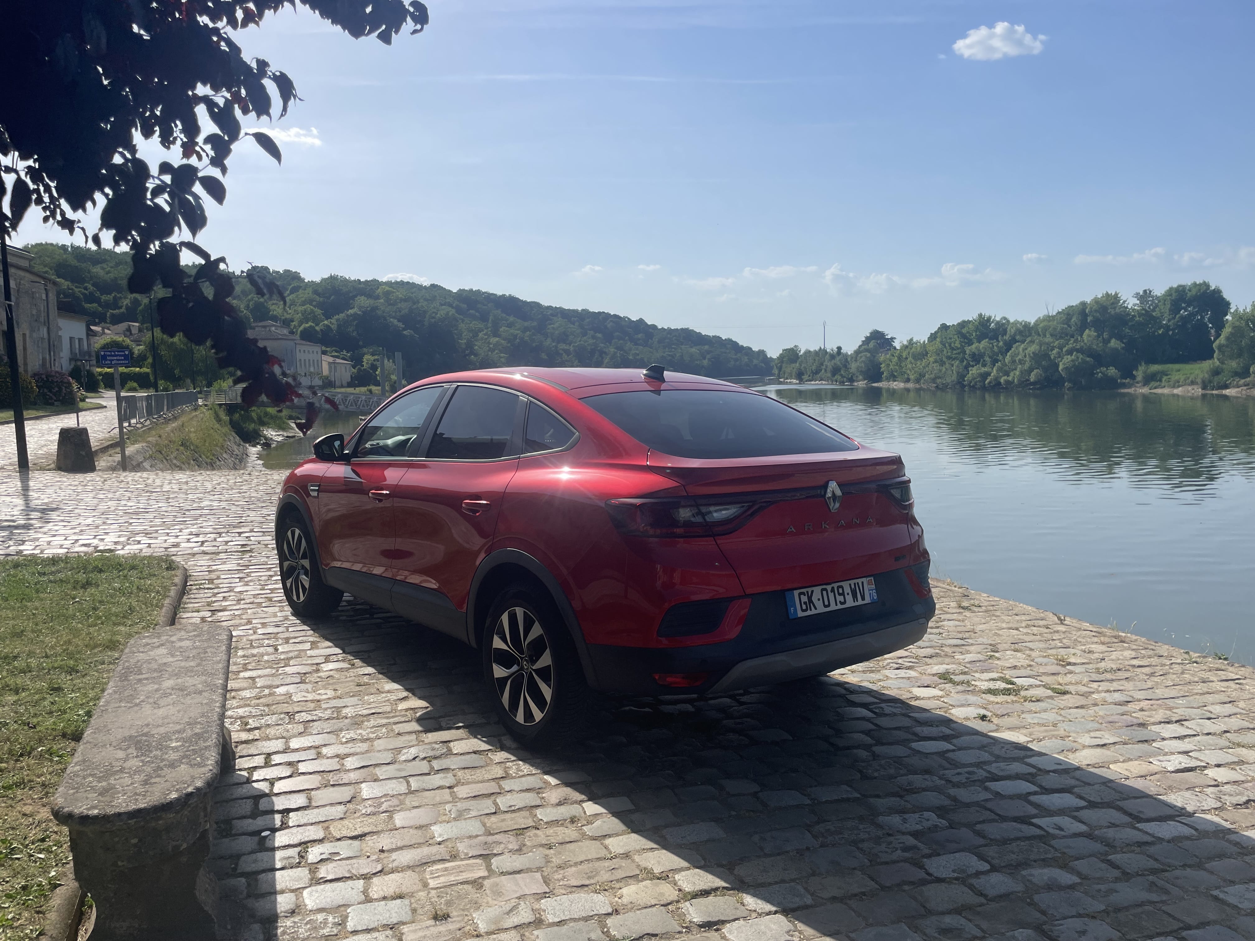 Renault Arkana E-Tech hybride avec Apple CarPlay