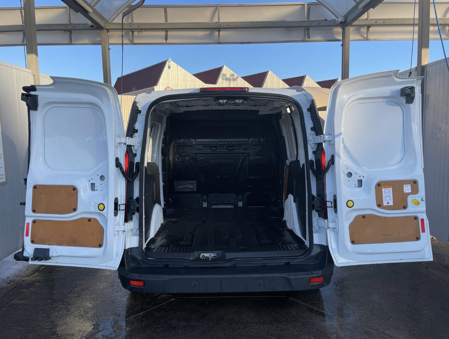 Ford Transit Connect avec GPS