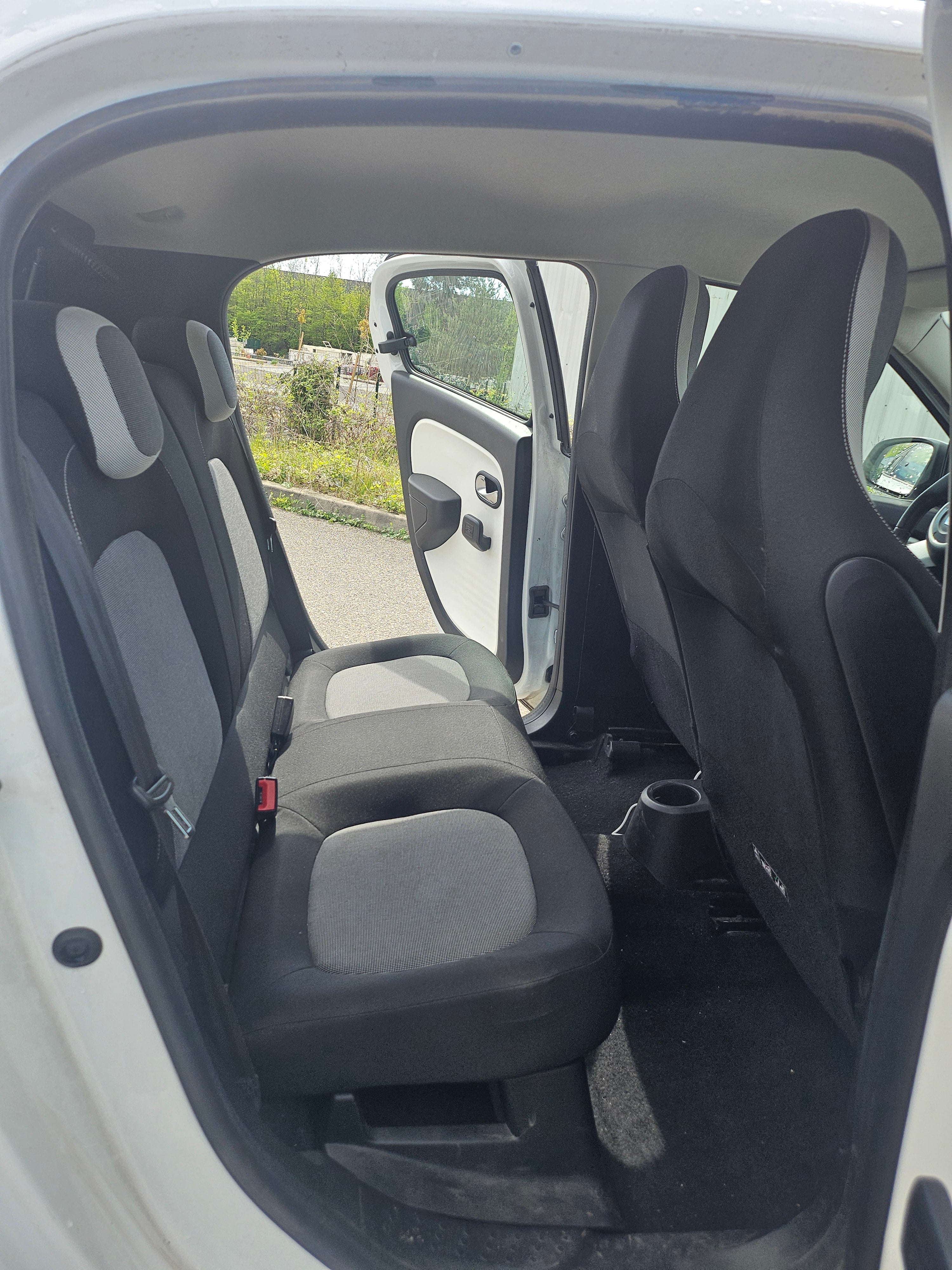 Renault Twingo III avec Port USB