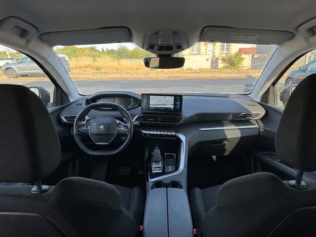 Peugeot 3008 avec GPS