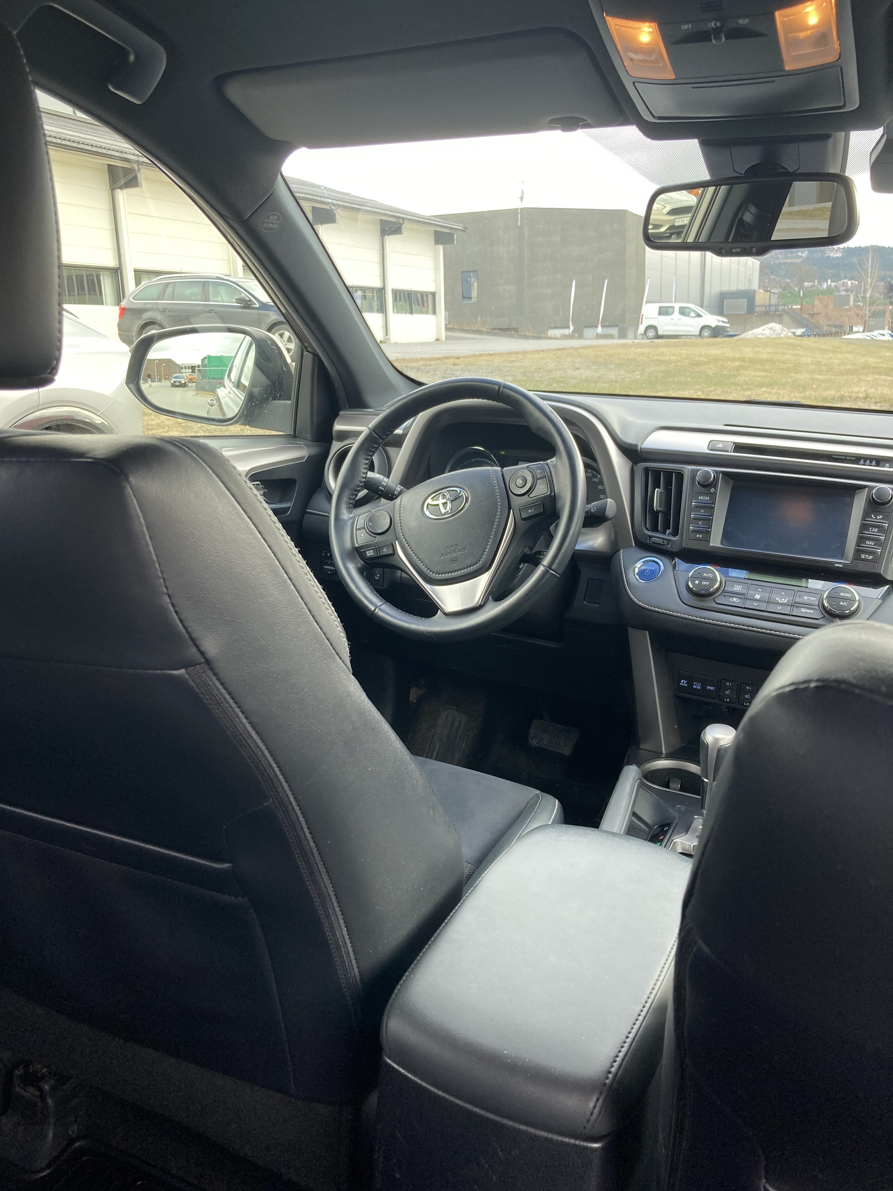 Toyota Rav4 Hybrid med Firehjulstrekk
