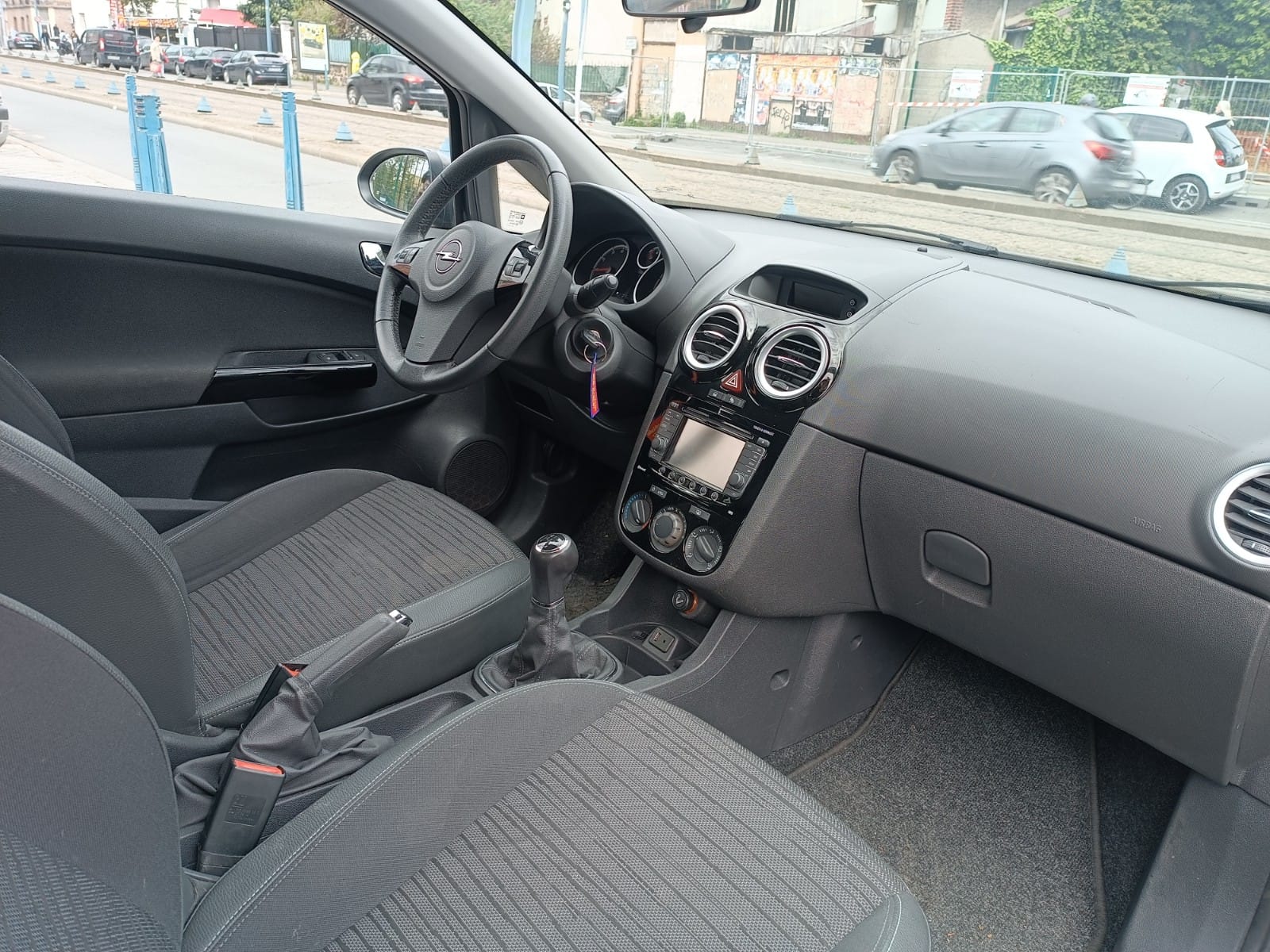 Opel Corsa avec Audio Bluetooth