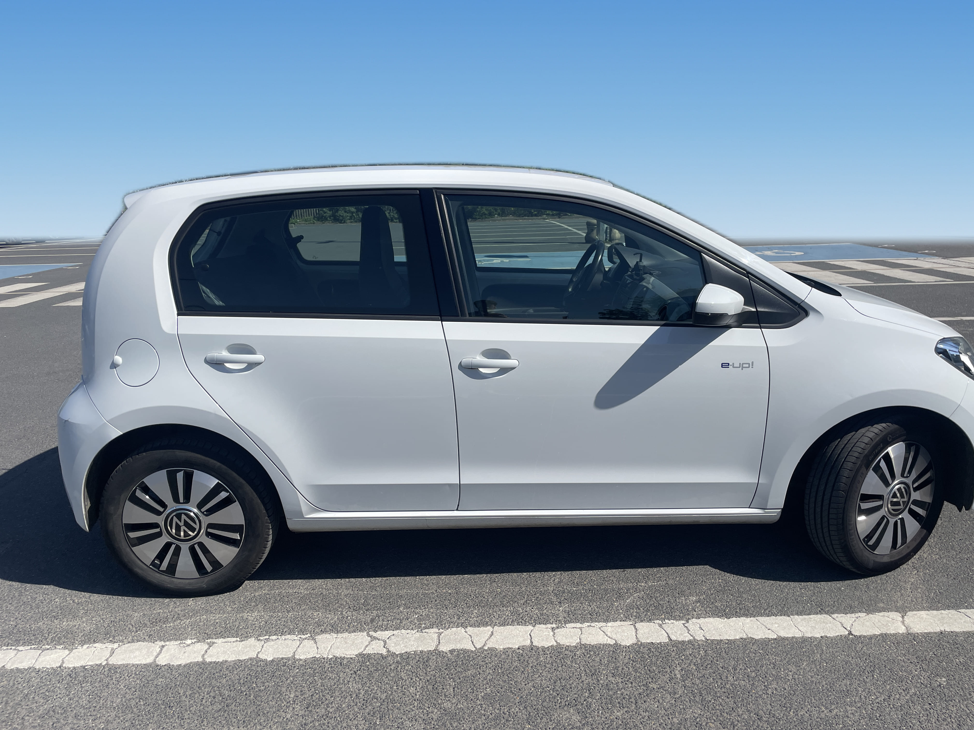 Volkswagen e-Up ! avec Audio Bluetooth