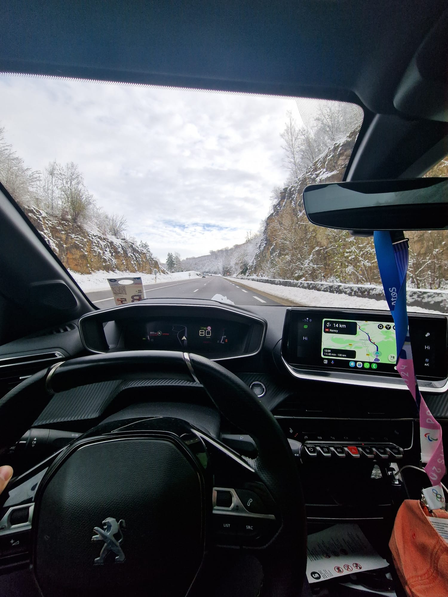Peugeot 208 GT Line avec GPS