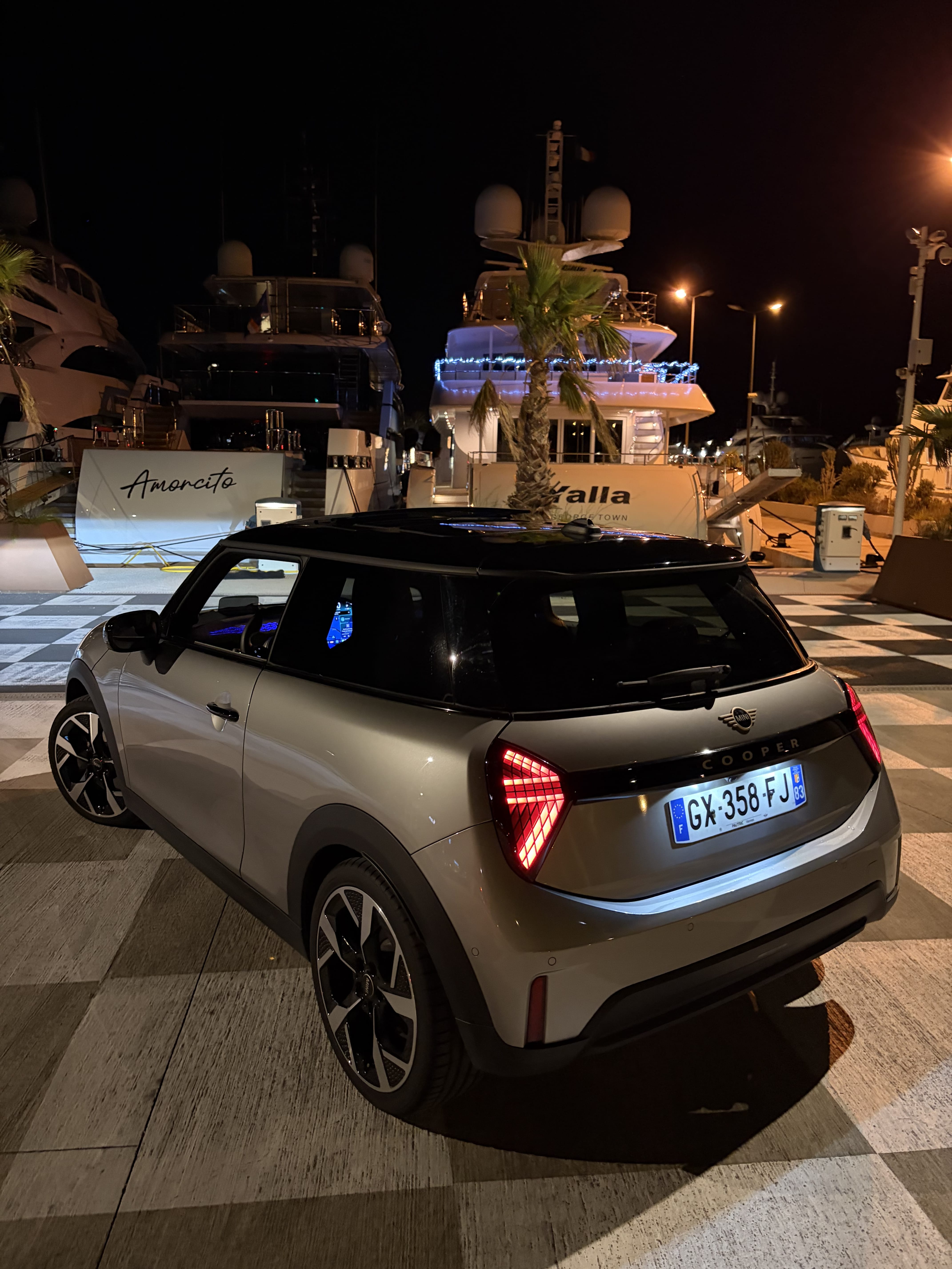Mini Cooper 3 portes, 2024, Essence 95, automatique