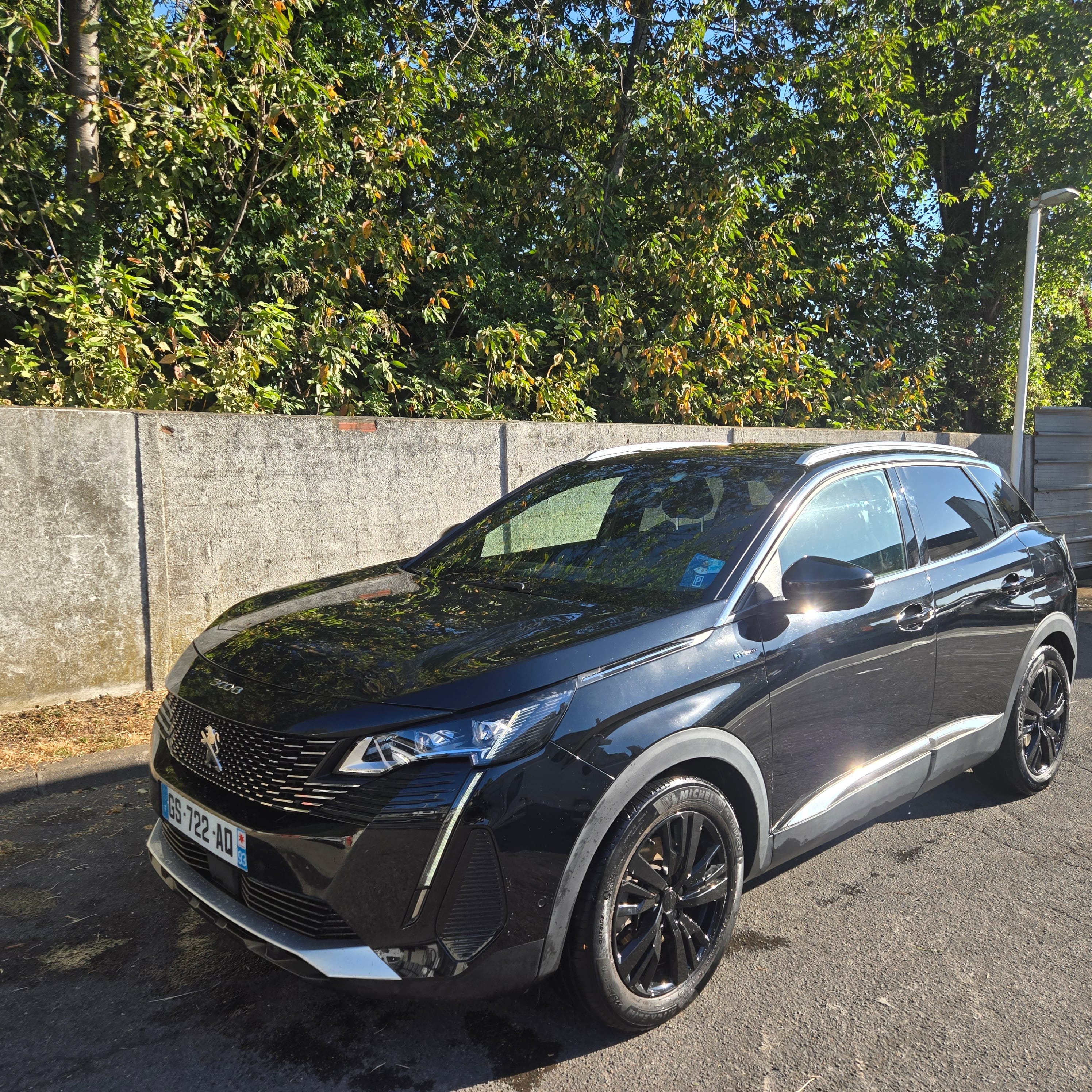 Peugeot 3008, 2023, Essence 95 / Électrique (hybride), automatique