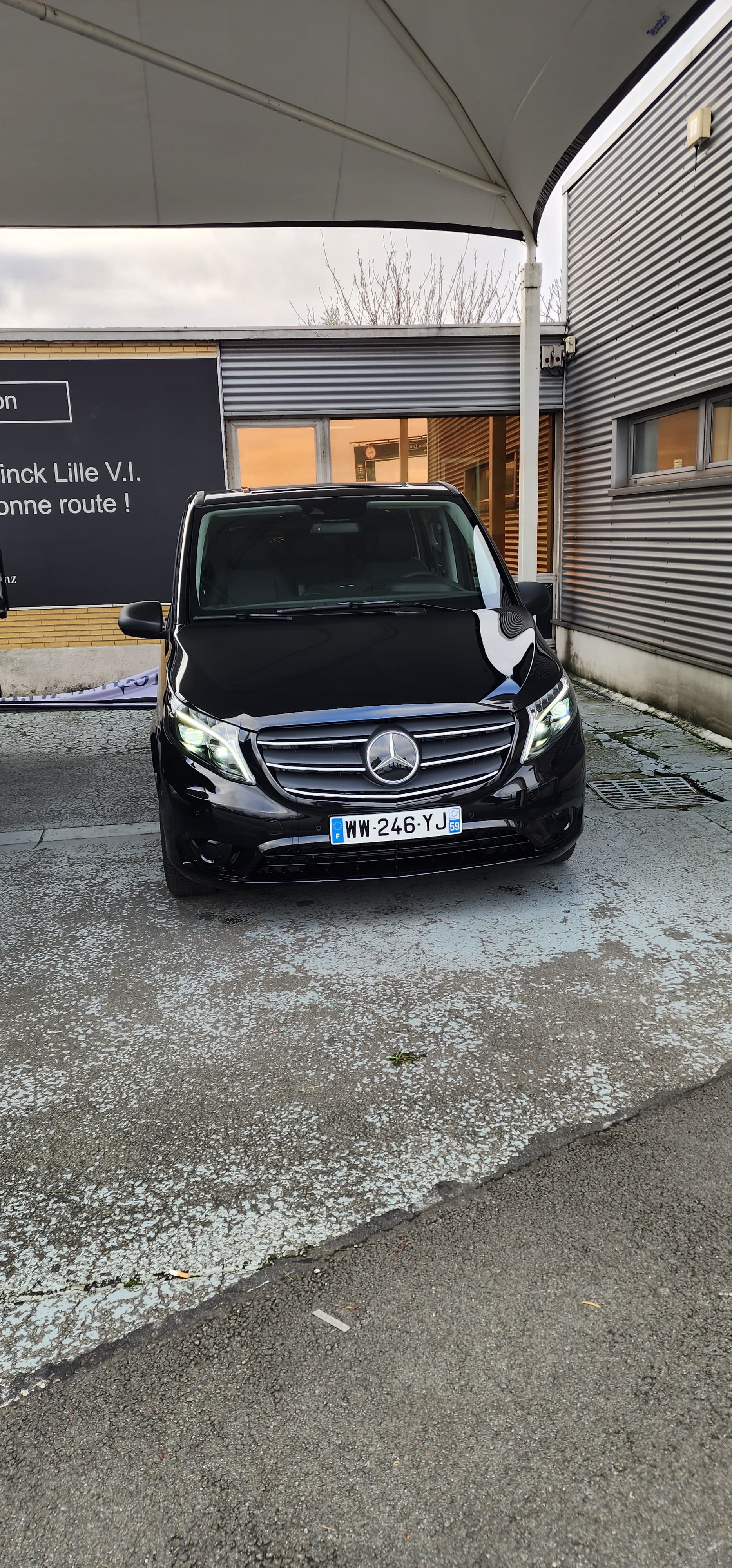 Mercedes-Benz Vito, 2024, Diesel, automatique, 8 places