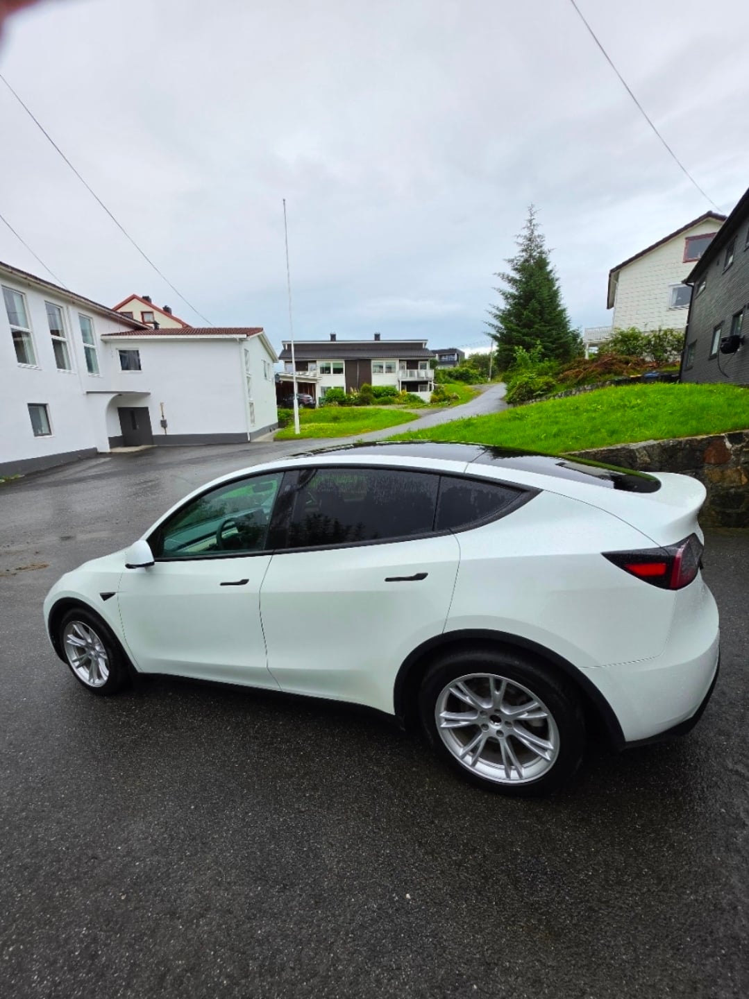 Tesla Model Y Long Range with Air conditioning