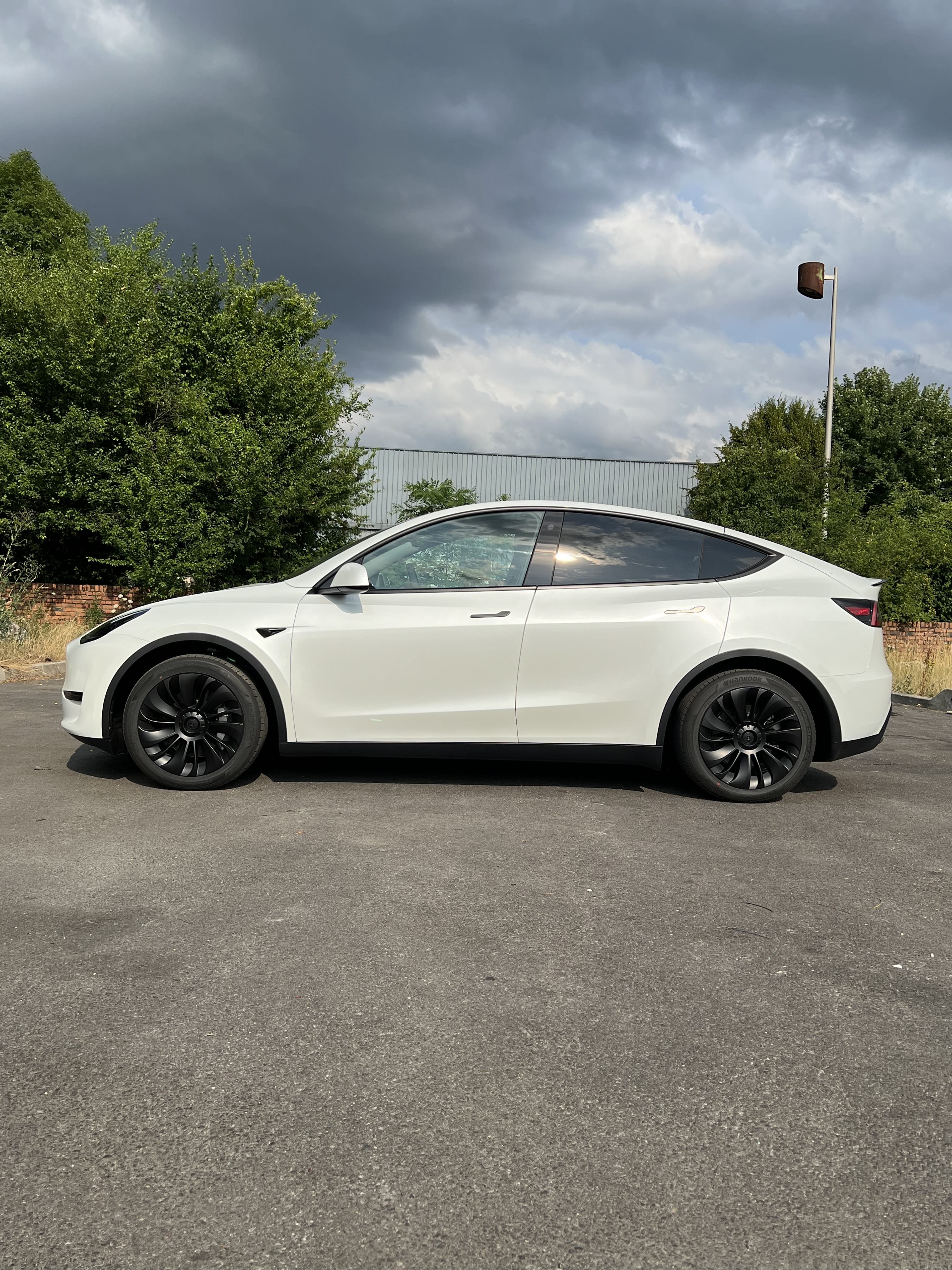 Tesla Model Y avec GPS