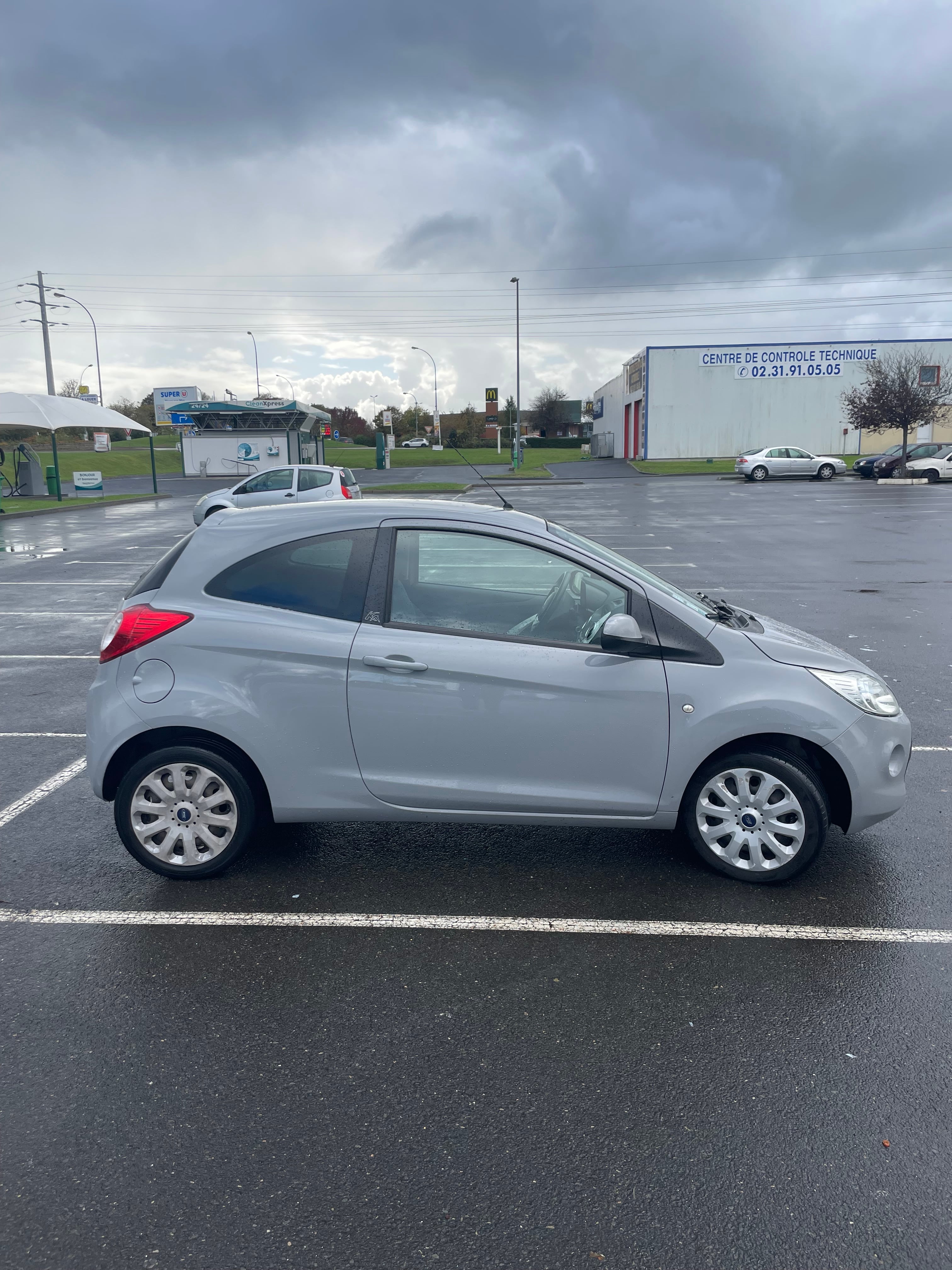 Ford Ka avec Climatisation