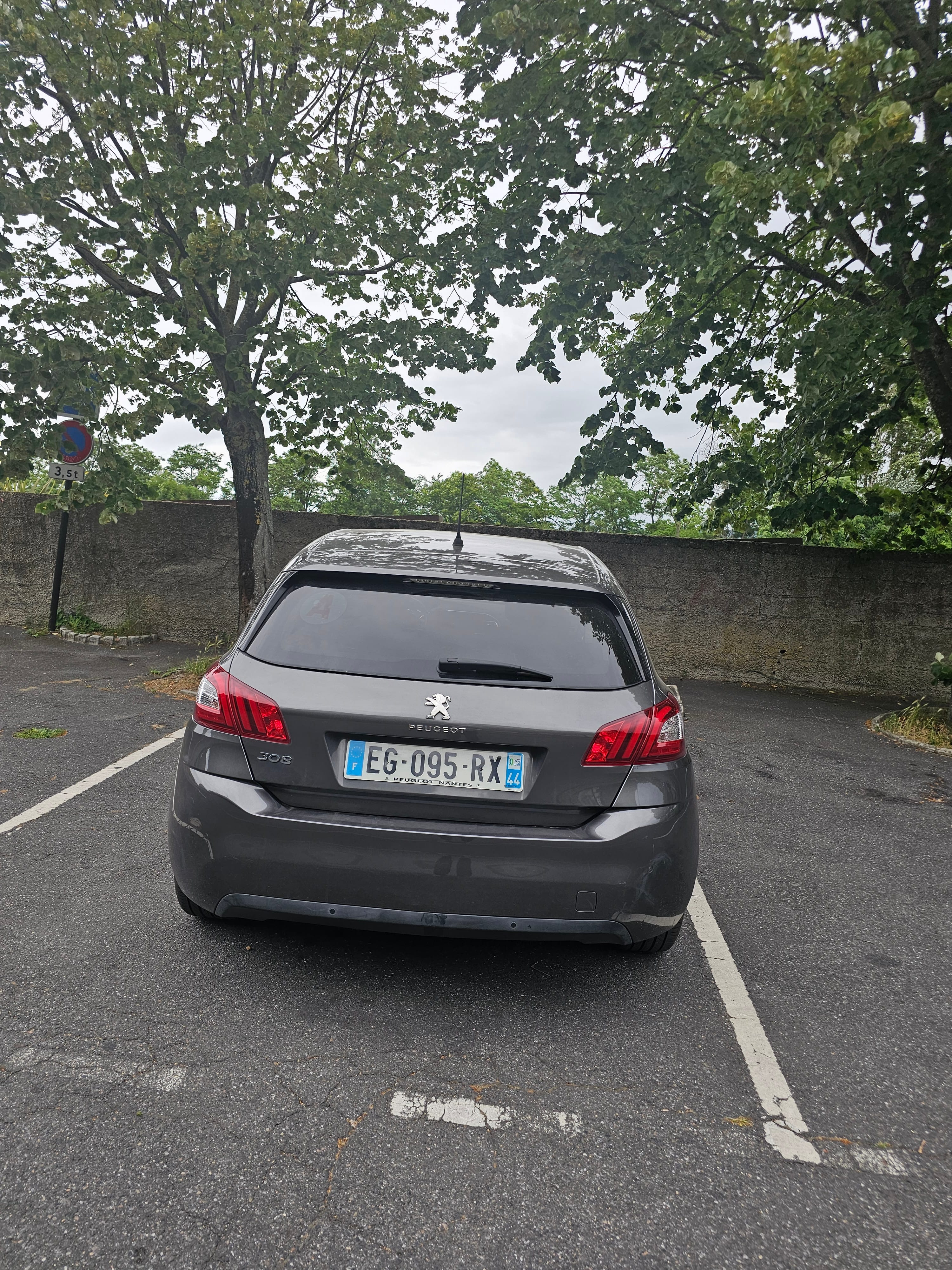 Peugeot 308 avec Climatisation