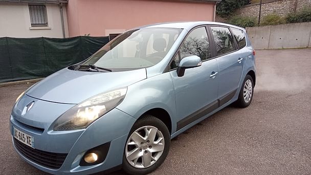 Renault Grand Scénic III Confort, 2009, Diesel, 7 places