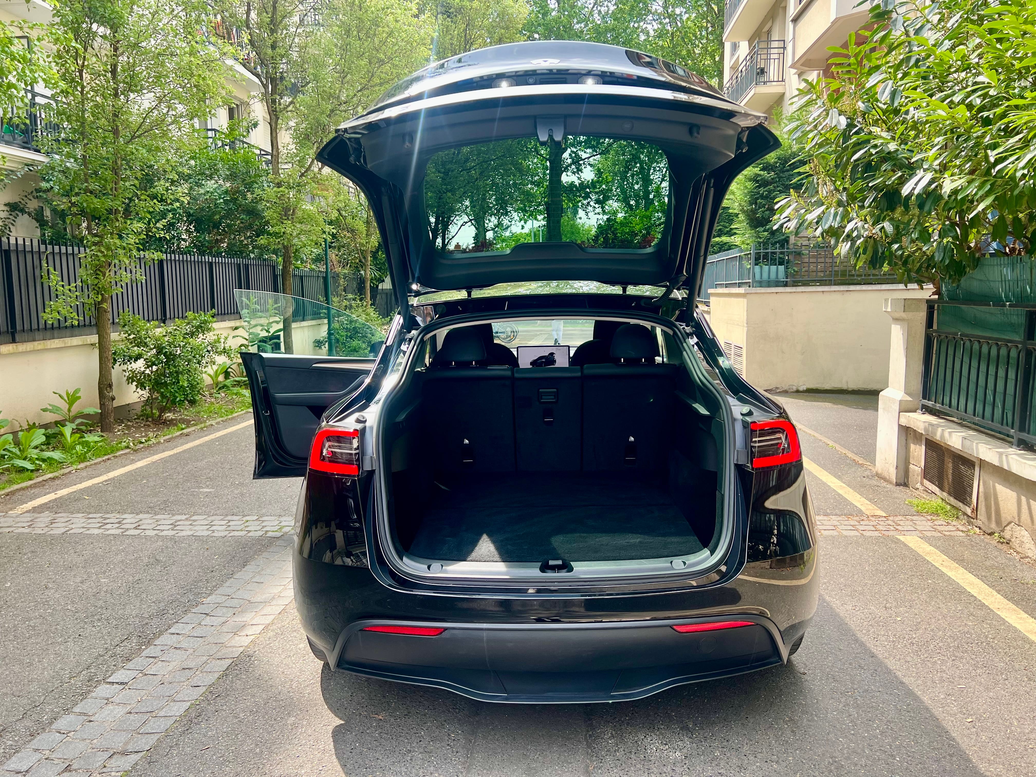 Tesla Model Y avec Dashcam