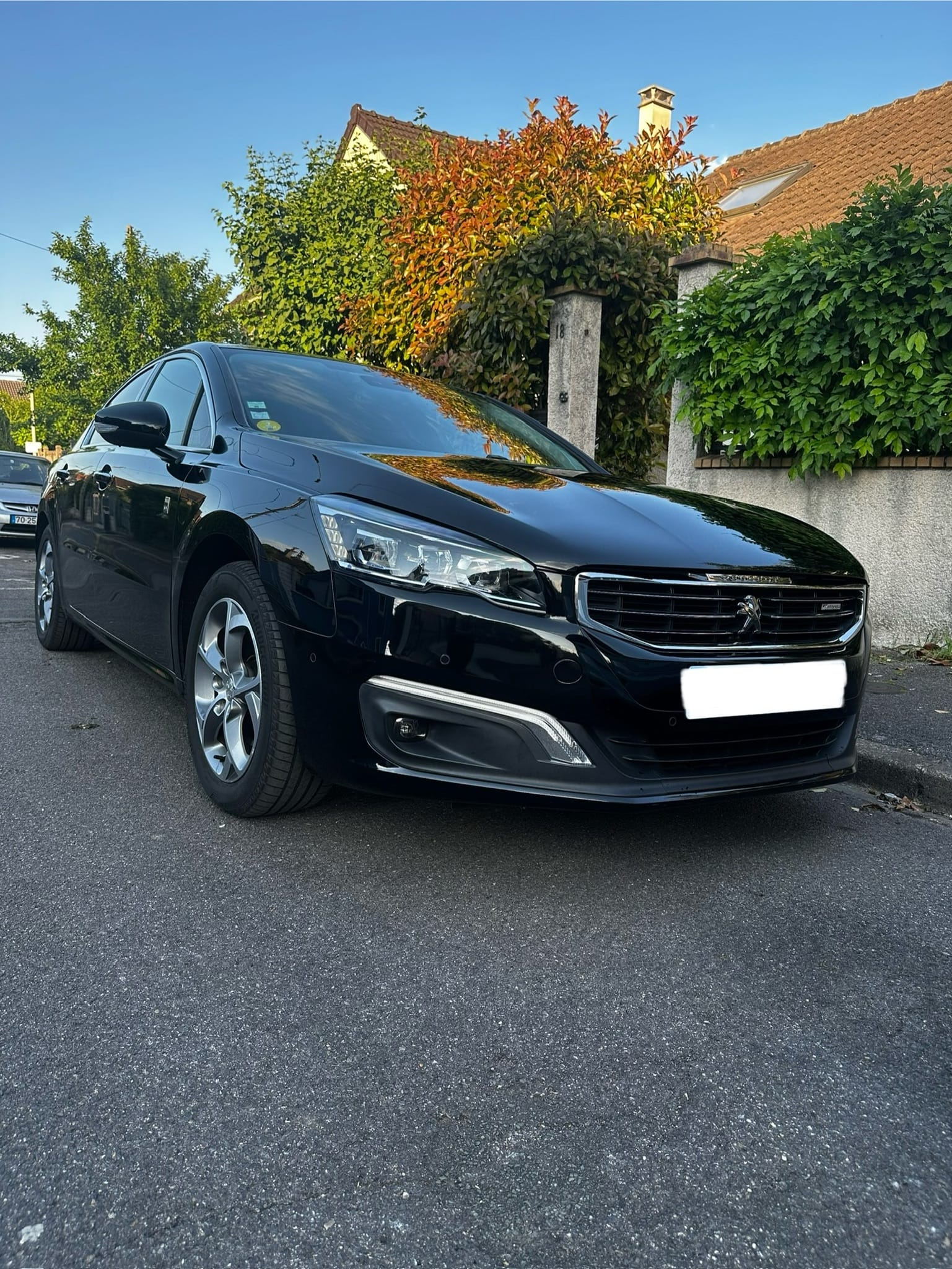 Peugeot 508, 2015, Diesel / Électrique (hybride), automatique