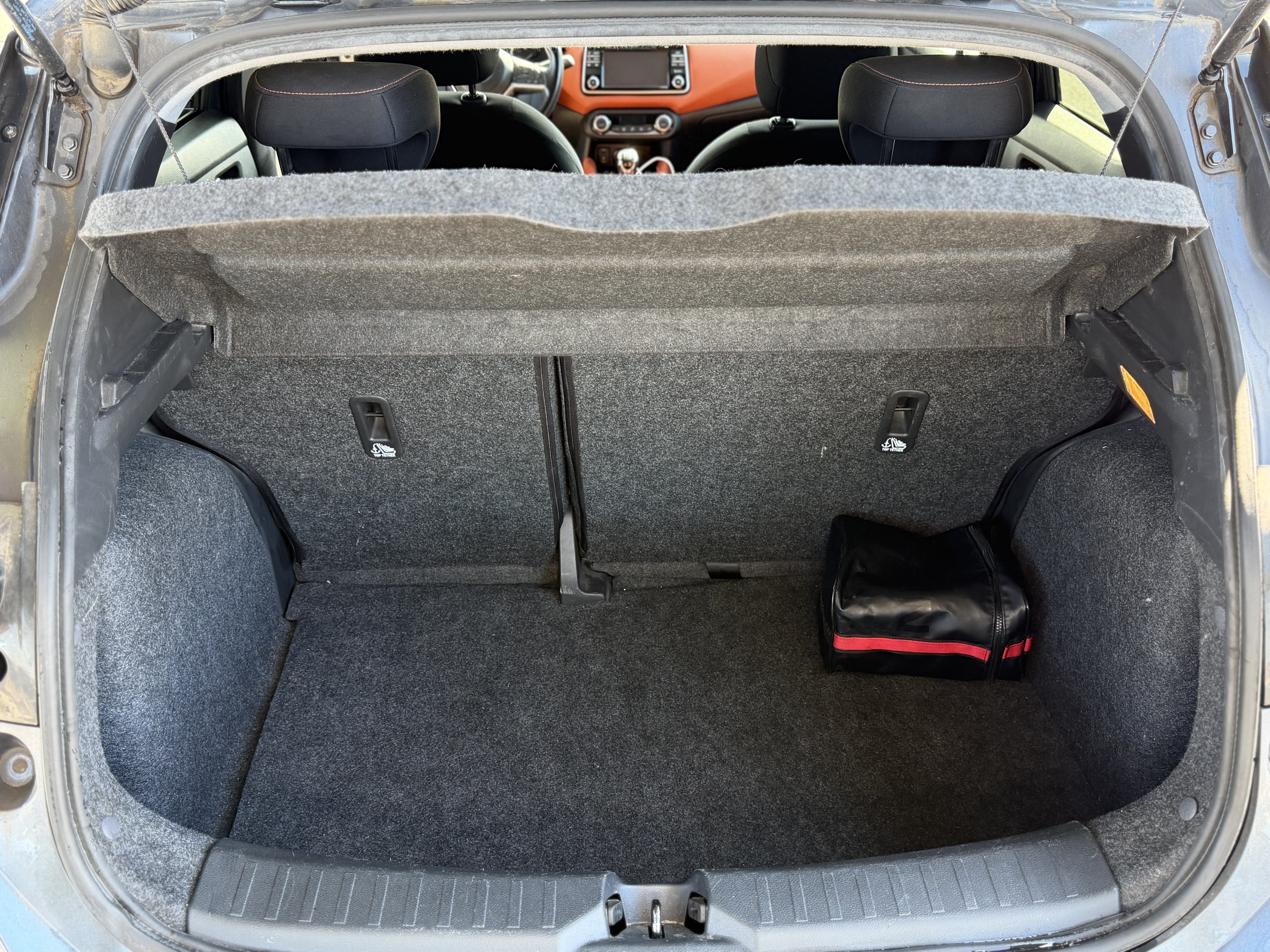 Nissan Micra avec Entrée audio / iPod