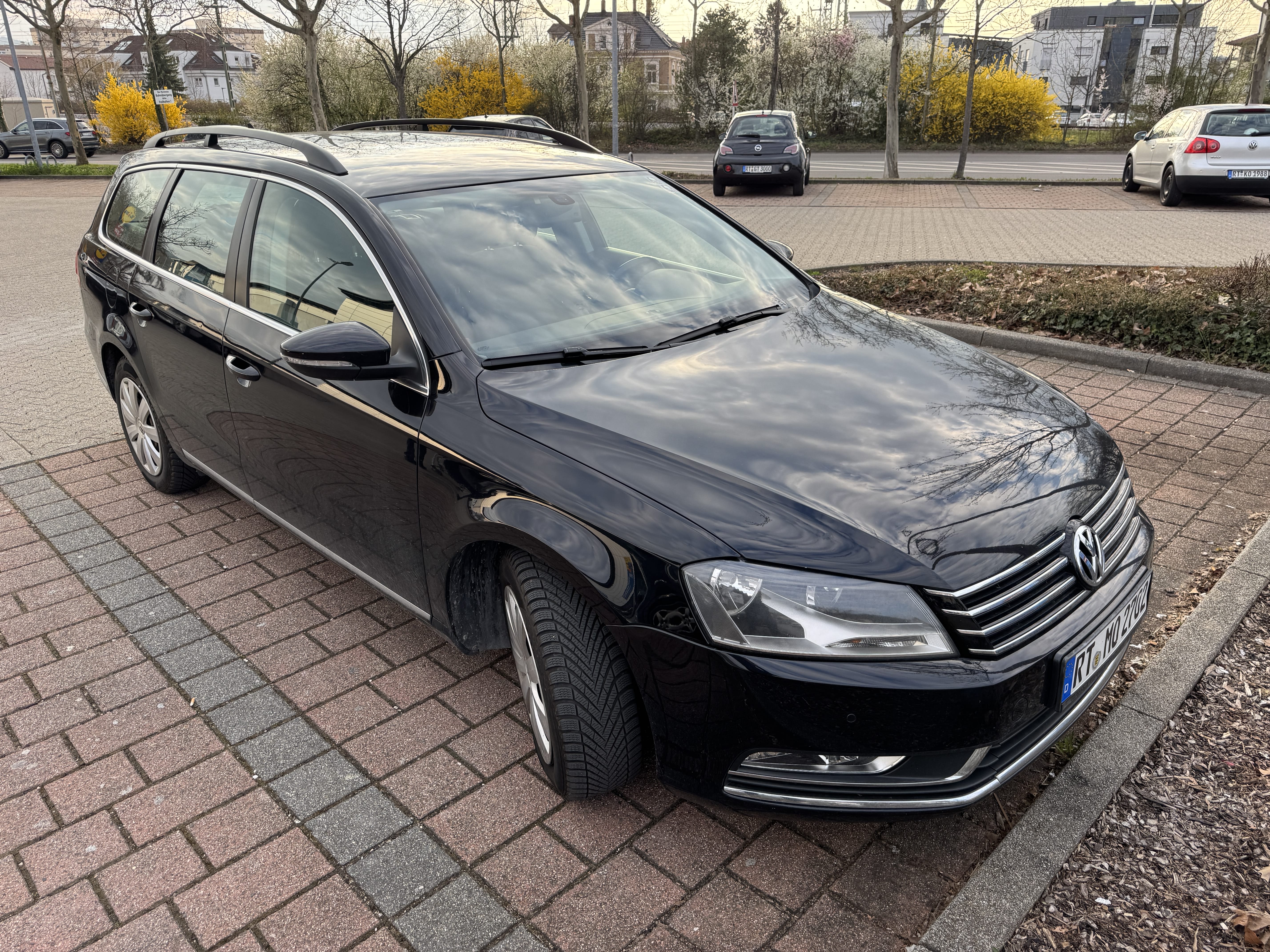 Volkswagen Passat Kombi mit Klimaanlage