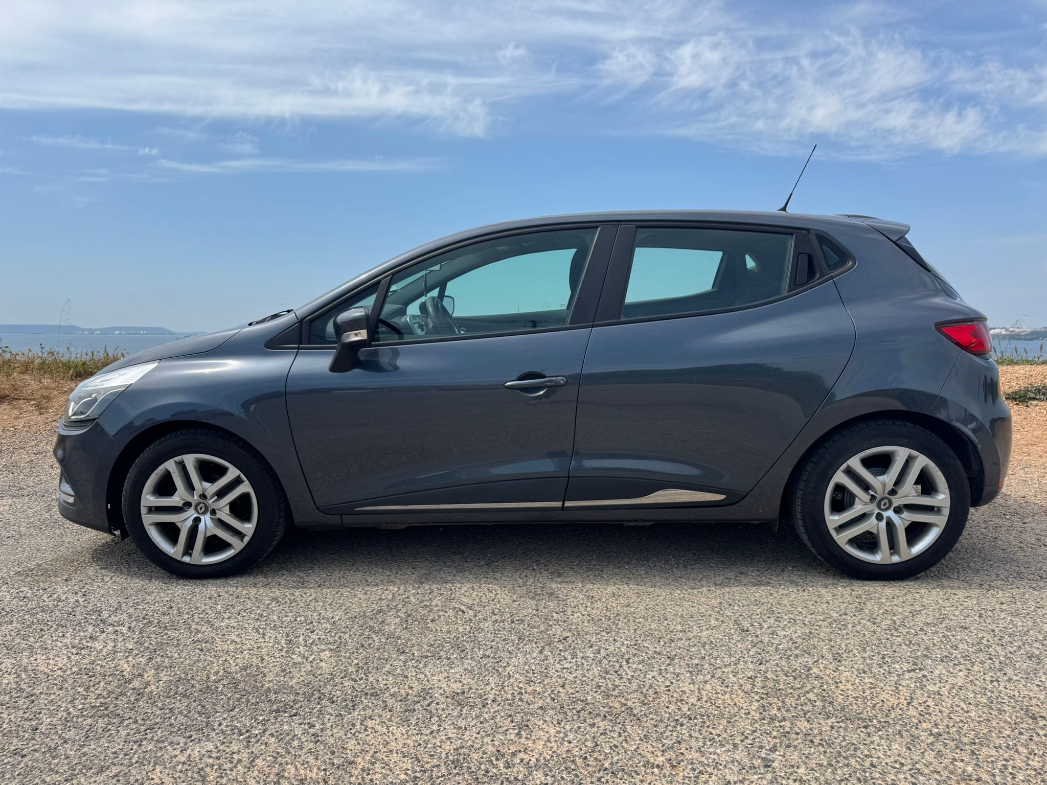Renault Clio avec Climatisation