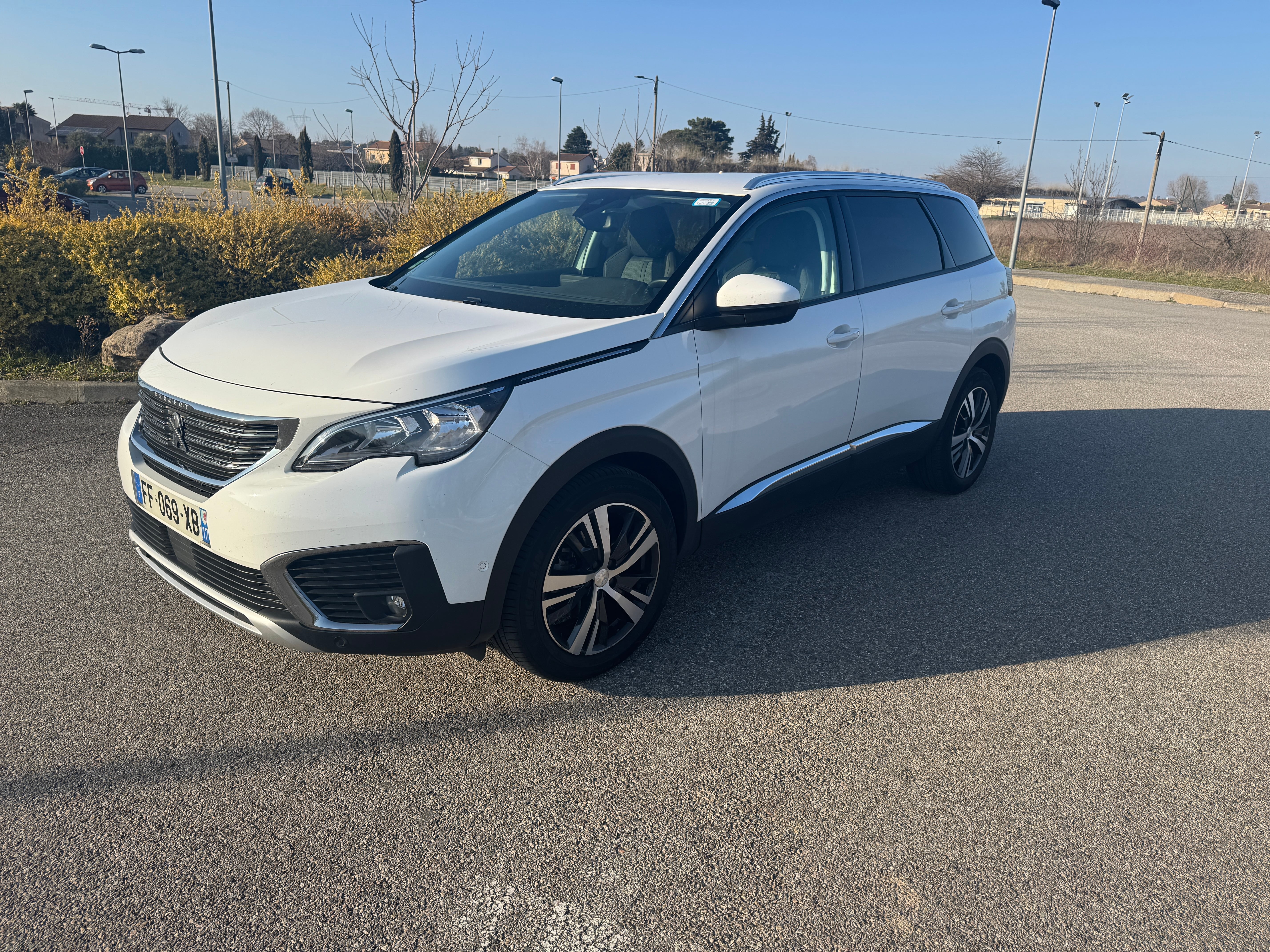 Peugeot 5008, 2019, Essence 95, automatique, 7 places