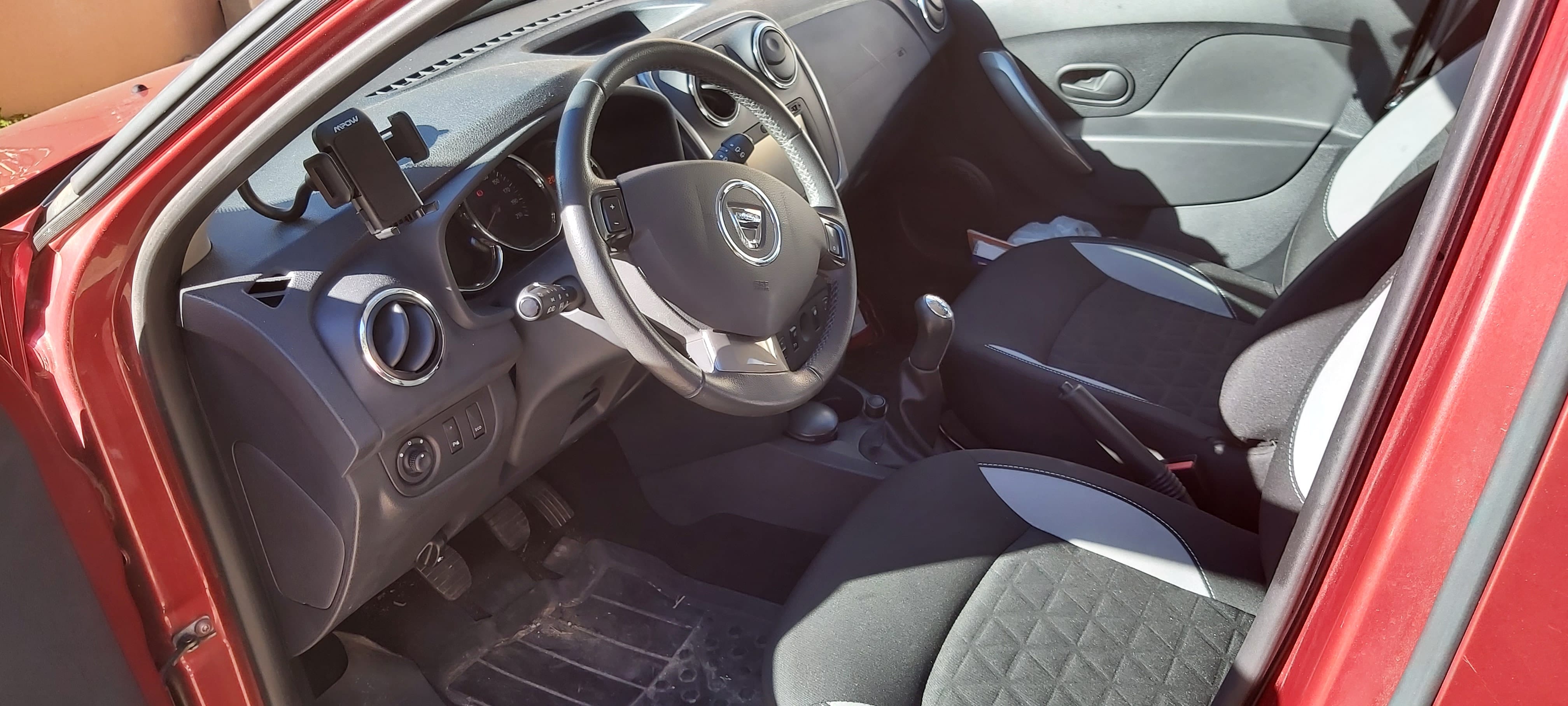 Dacia Sandero Stepway avec GPS