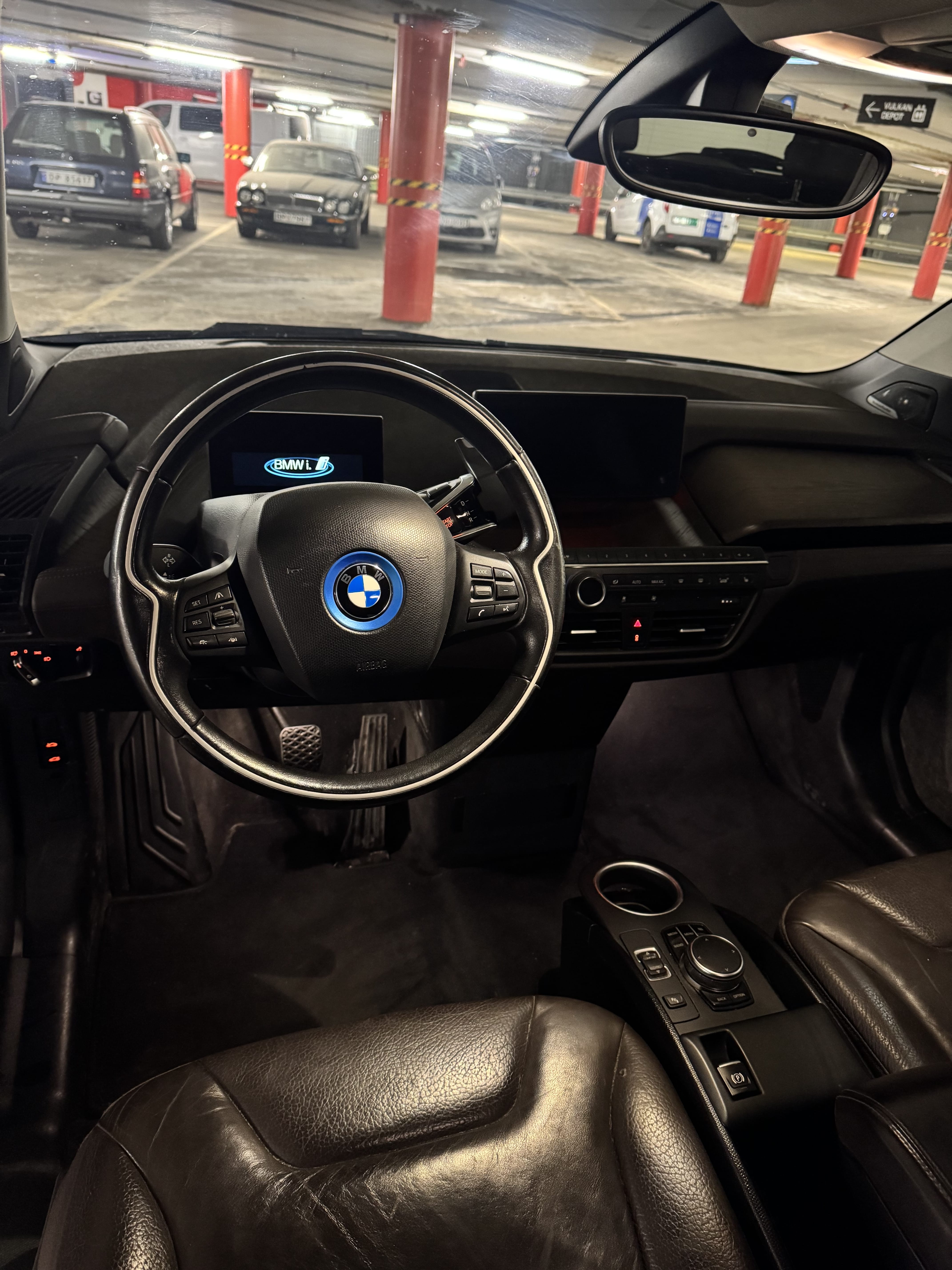 BMW i3 with GPS
