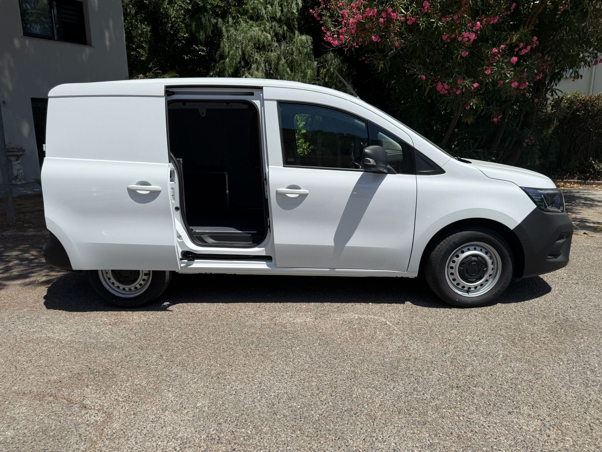 Renault Kangoo Van avec Apple CarPlay