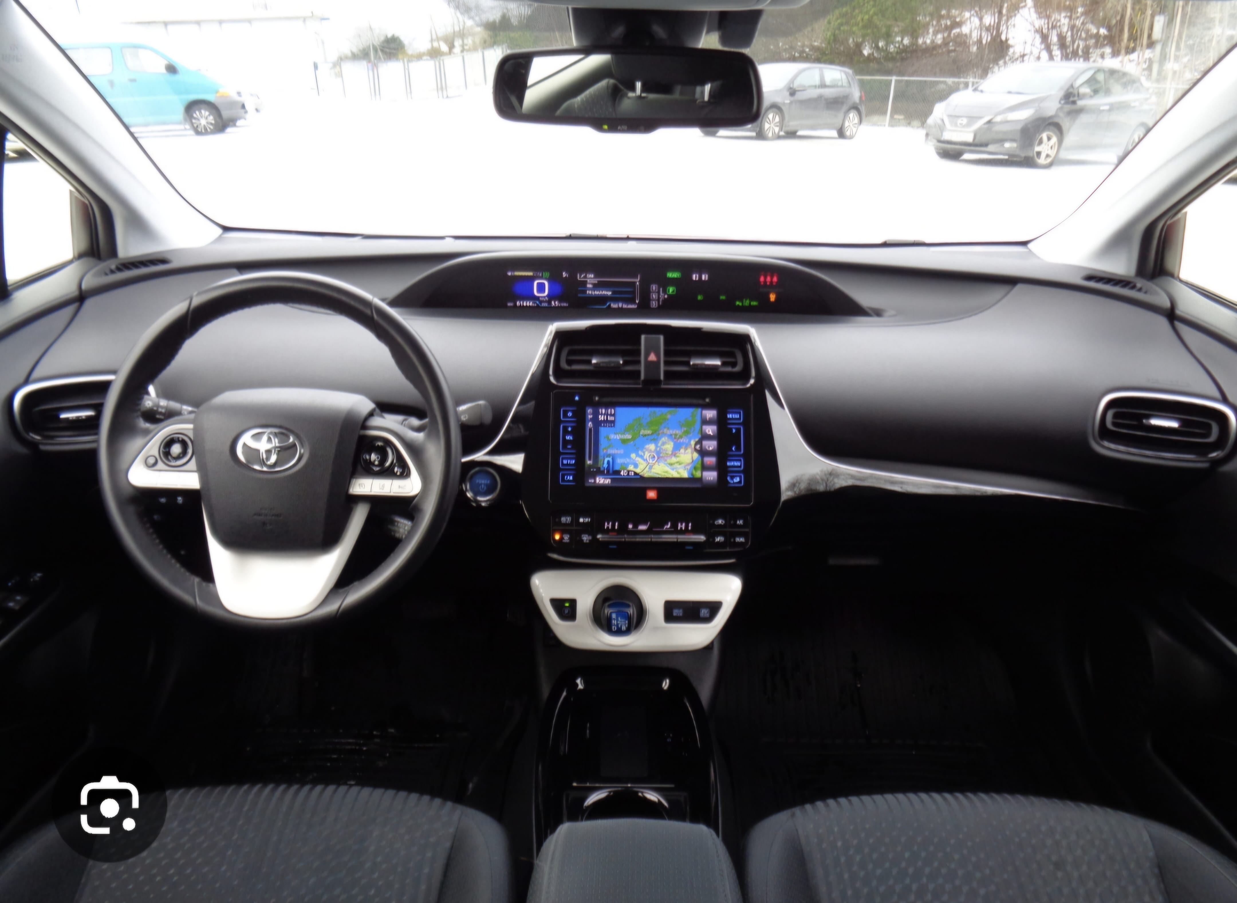 Toyota Prius Hybrid med Babysete