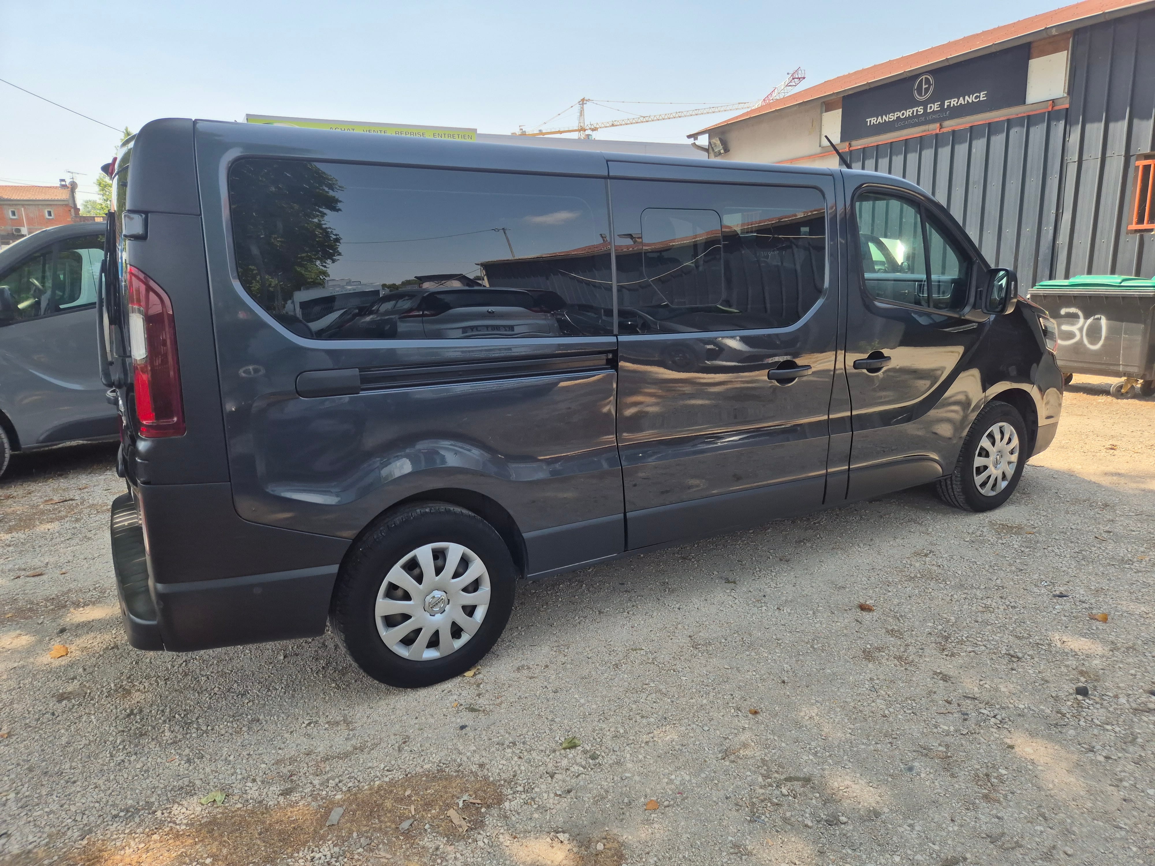 Nissan NV300 Minibus avec Caméra de recul