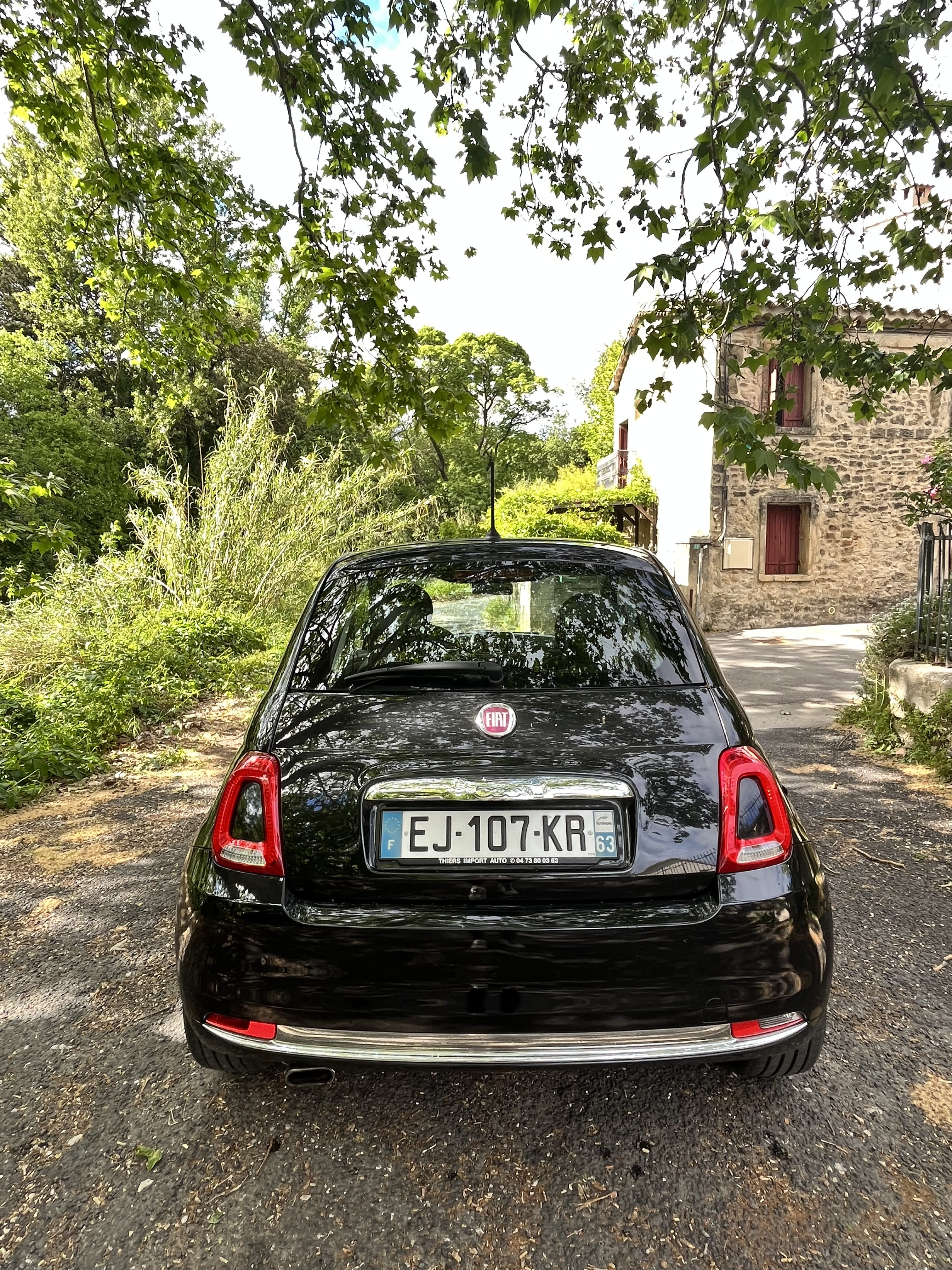 Fiat 500 Lounge with Bluetooth audio