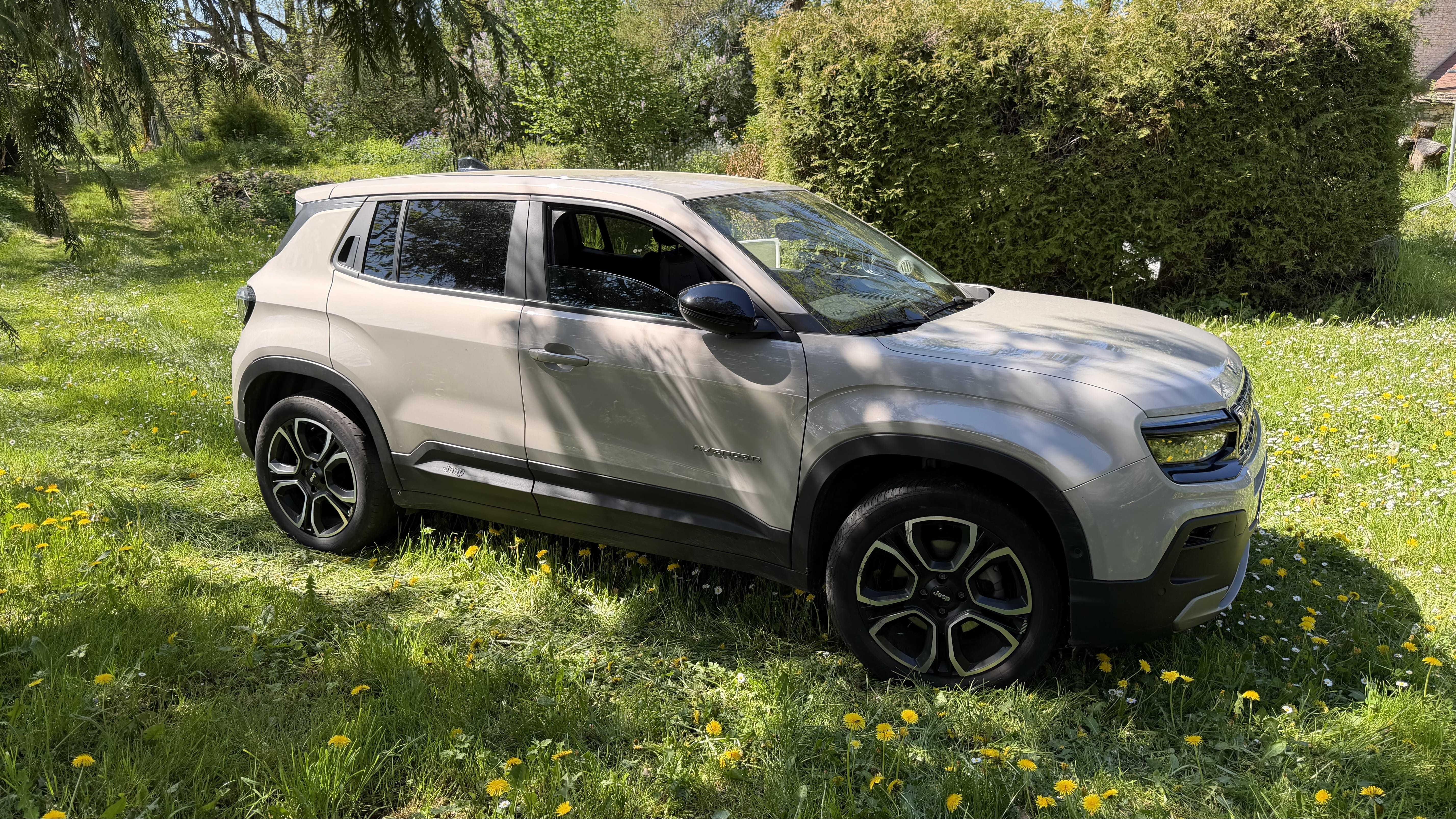 Jeep Avenger avec Climatisation