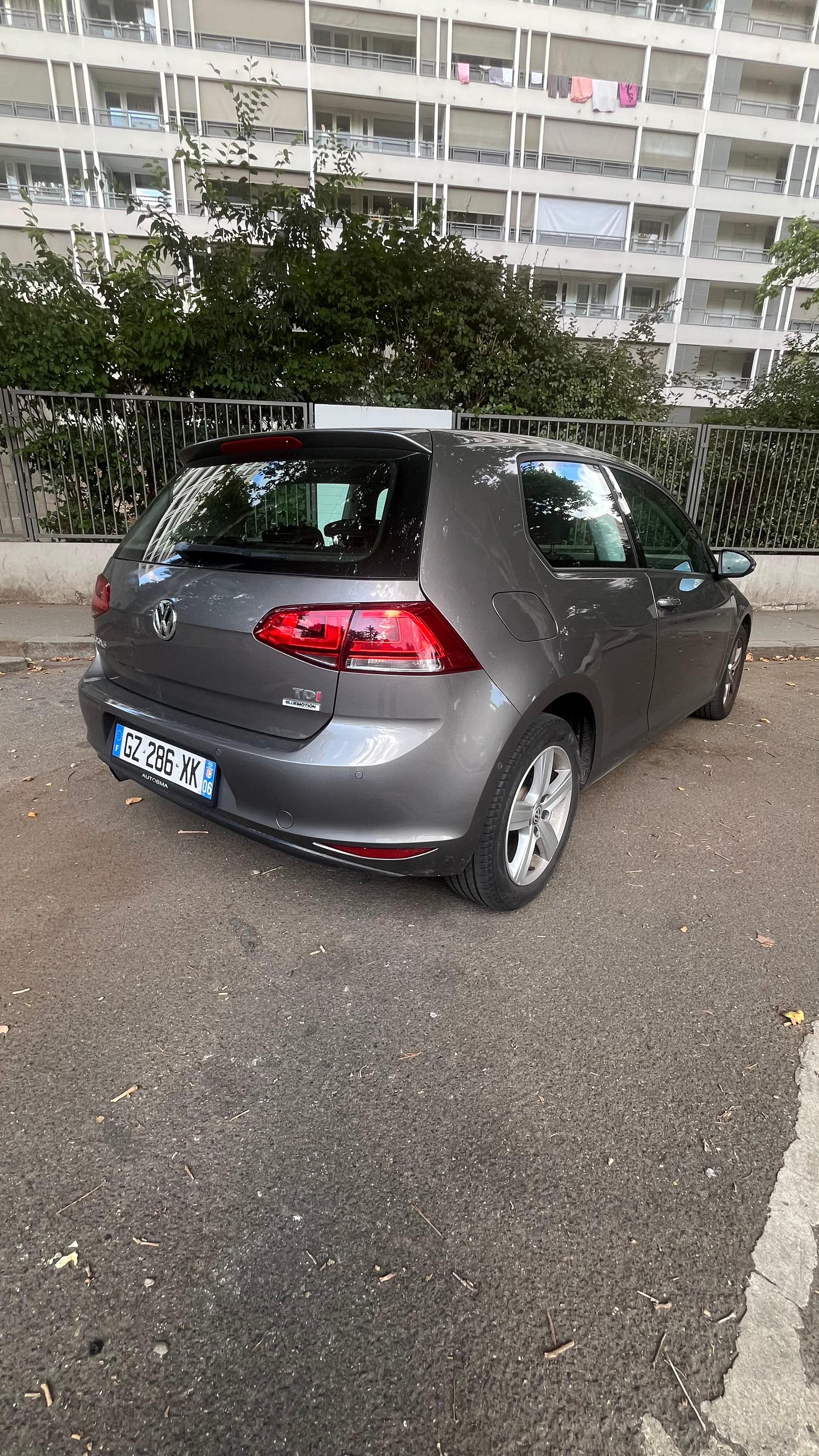 Volkswagen Golf avec GPS