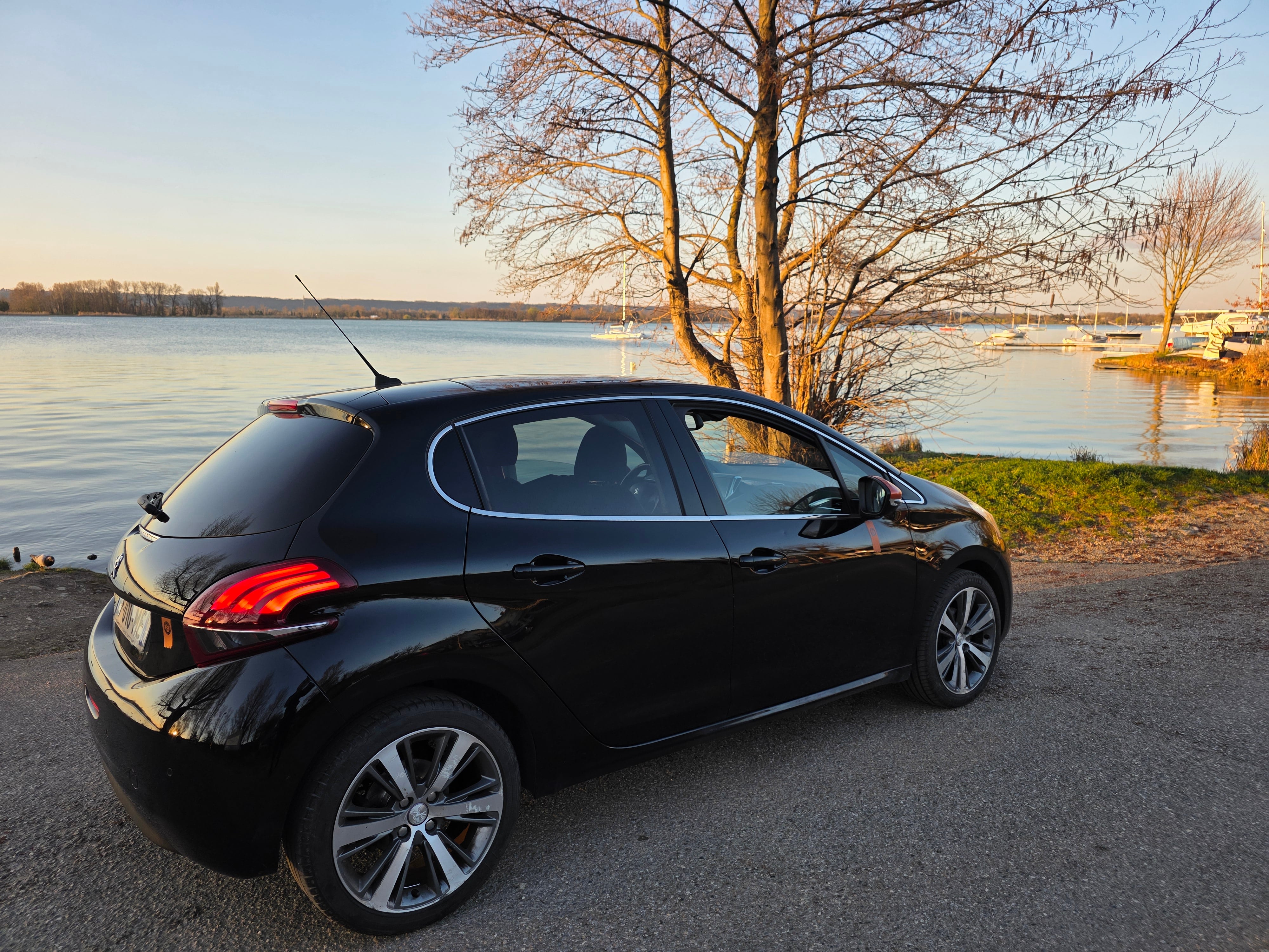 Peugeot 208 avec Climatisation