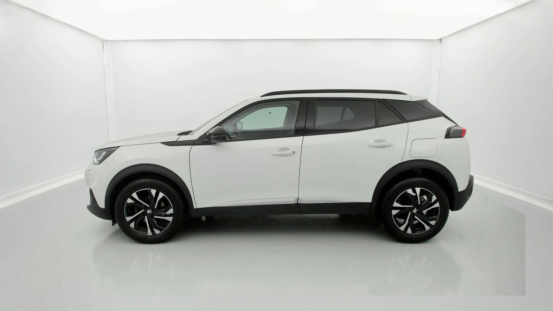 Peugeot 2008 Peugeot 2008 Allure 1.2 PURETECH 100 with Air conditioning