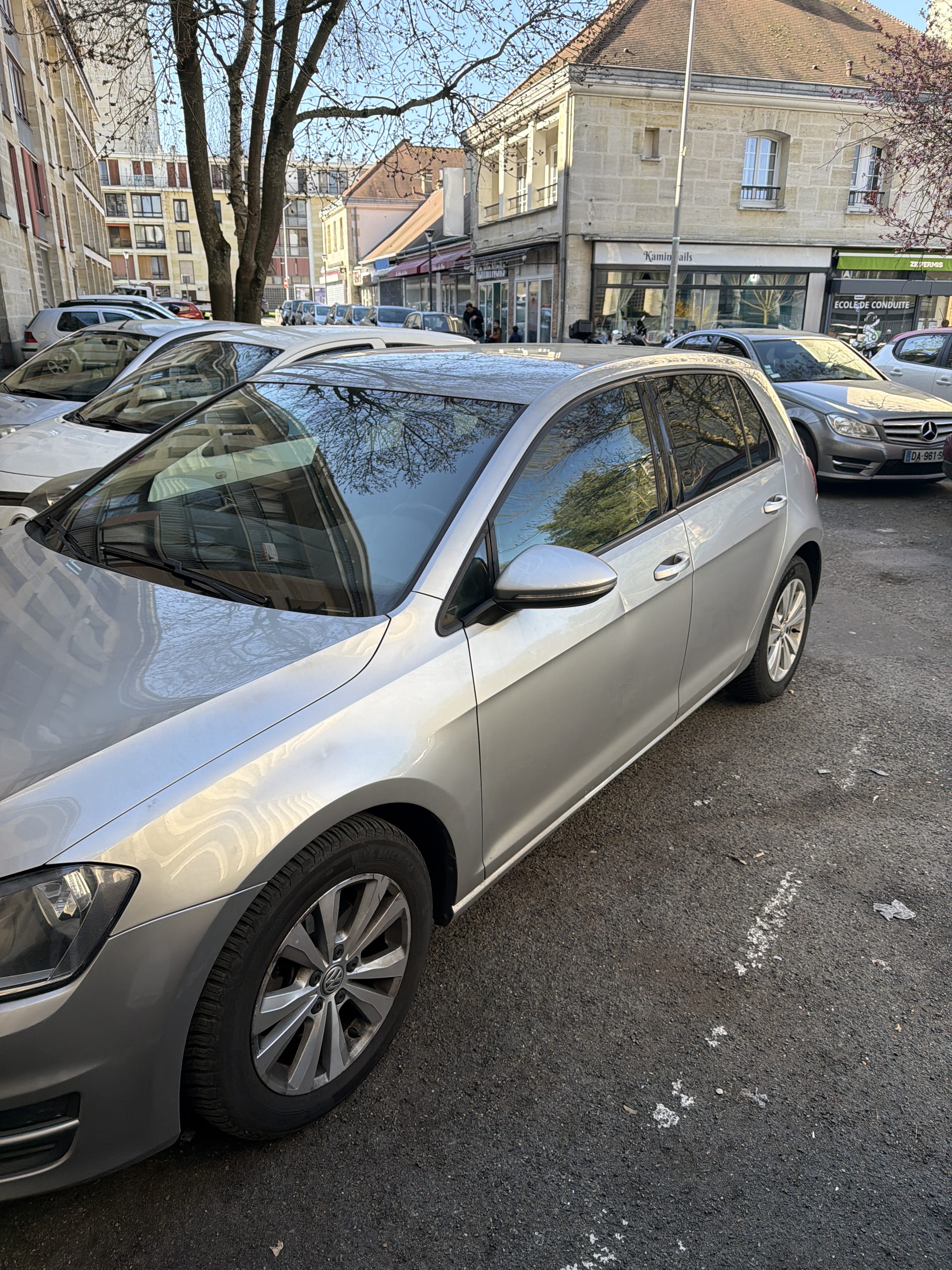 Volkswagen Golf avec Climatisation